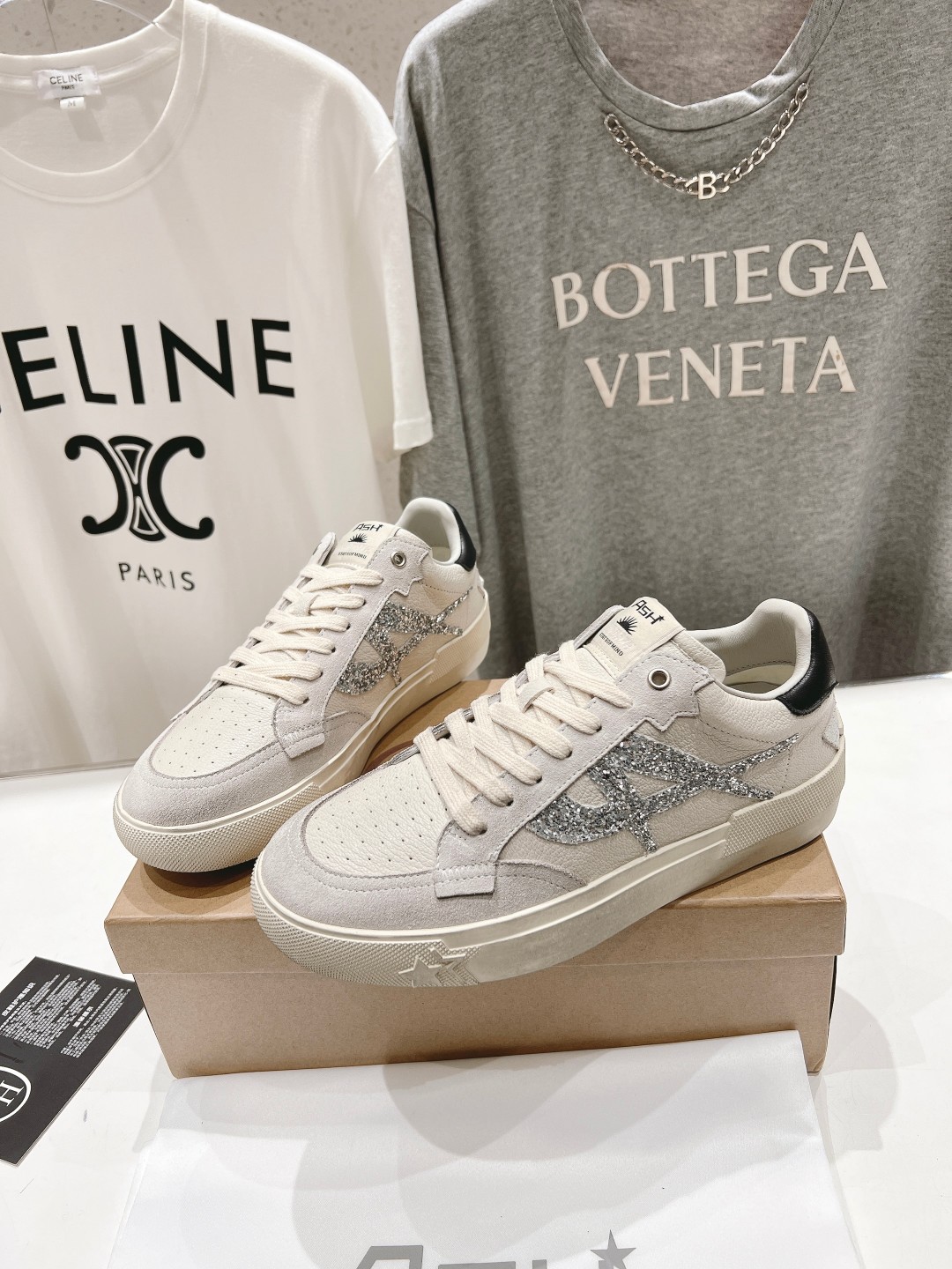 High-End ASH Ashe 2024s White Sneakers: Comfortable and Stylish Leisure Shoes - 图片 4