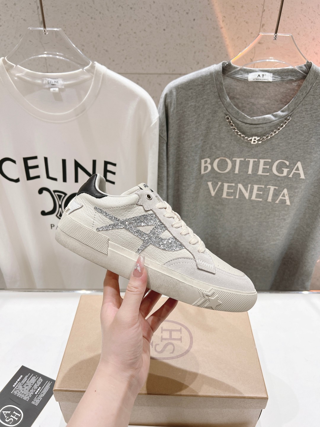 High-End ASH Ashe 2024s White Sneakers: Comfortable and Stylish Leisure Shoes - 图片 5