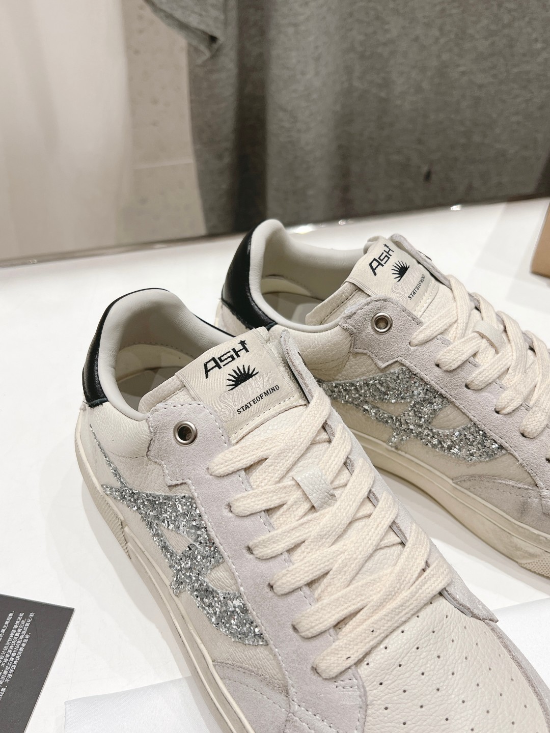 High-End ASH Ashe 2024s White Sneakers: Comfortable and Stylish Leisure Shoes - 图片 8