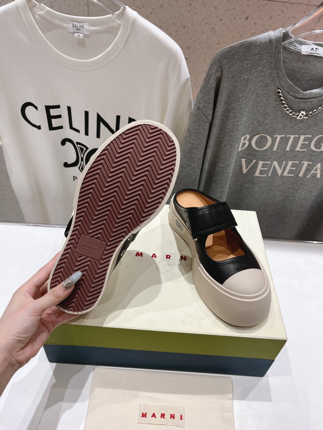 高品质升级版 Marni|玛丽珍大头半托娃娃鞋‼️升级大底，原版一致套楦工艺，升级最新官方原版包装‼️玛