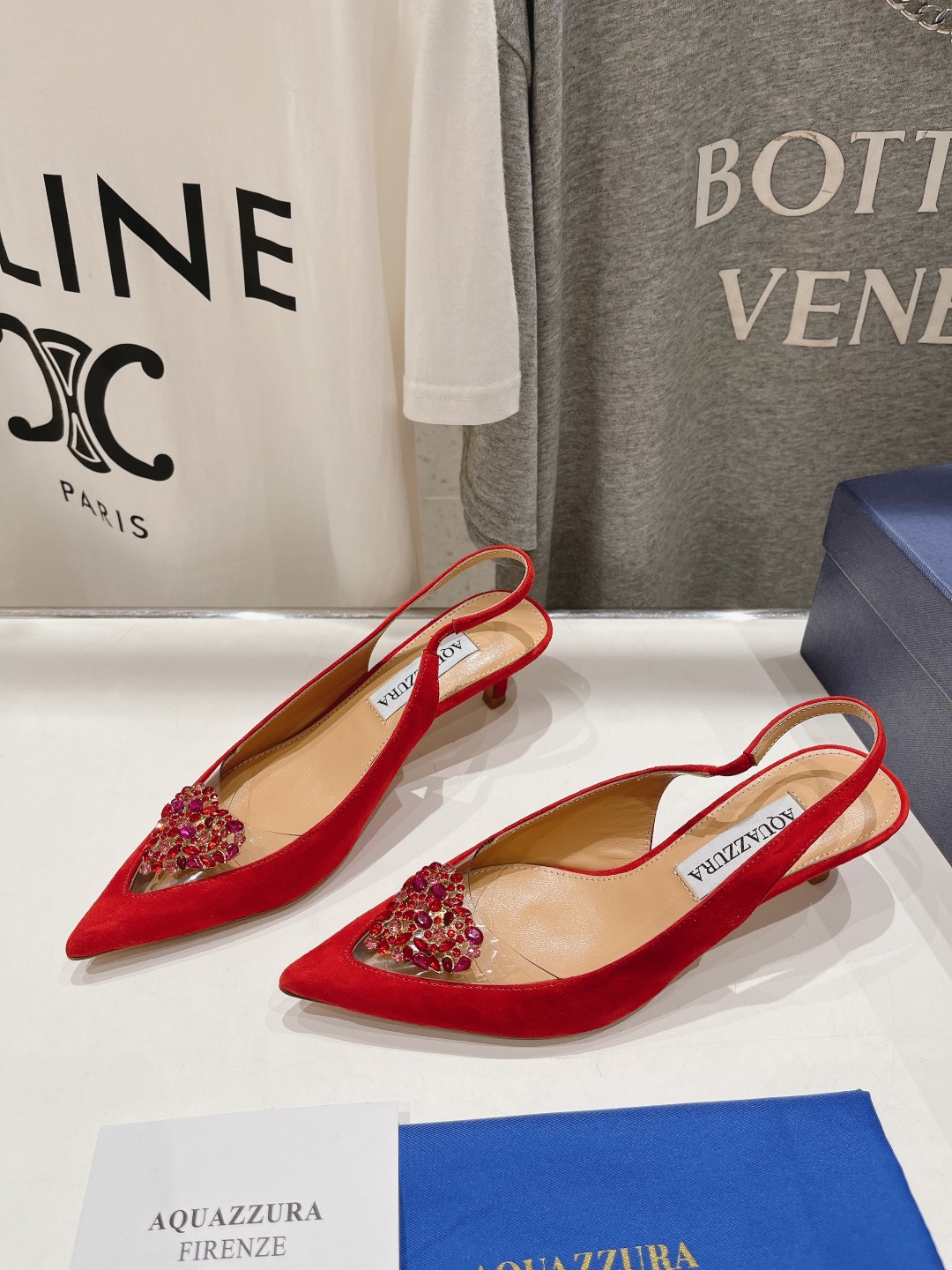 高版本出厂
 AQUAZZURA～菠萝24ss/全新水钻高跟鞋凉鞋🥂【市场顶级版本】

大热水钻 蹬上瞬