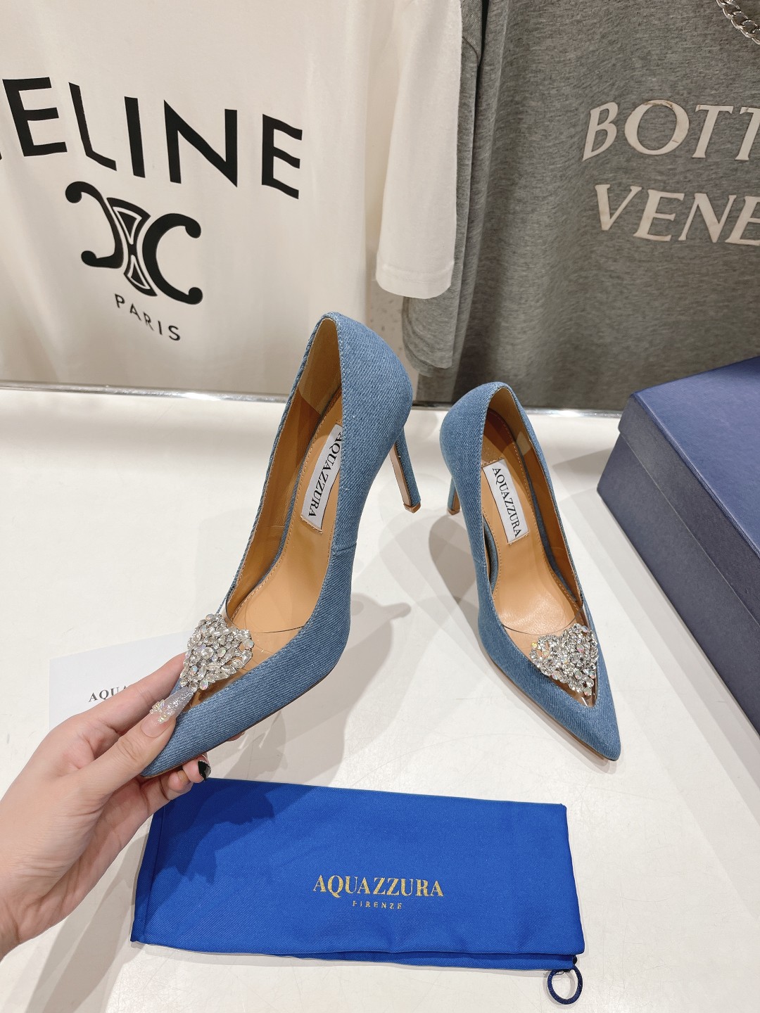高版本出厂
 AQUAZZURA～菠萝24ss/全新水钻高跟鞋时装鞋单鞋🥂【市场顶级版本】

大热水钻 