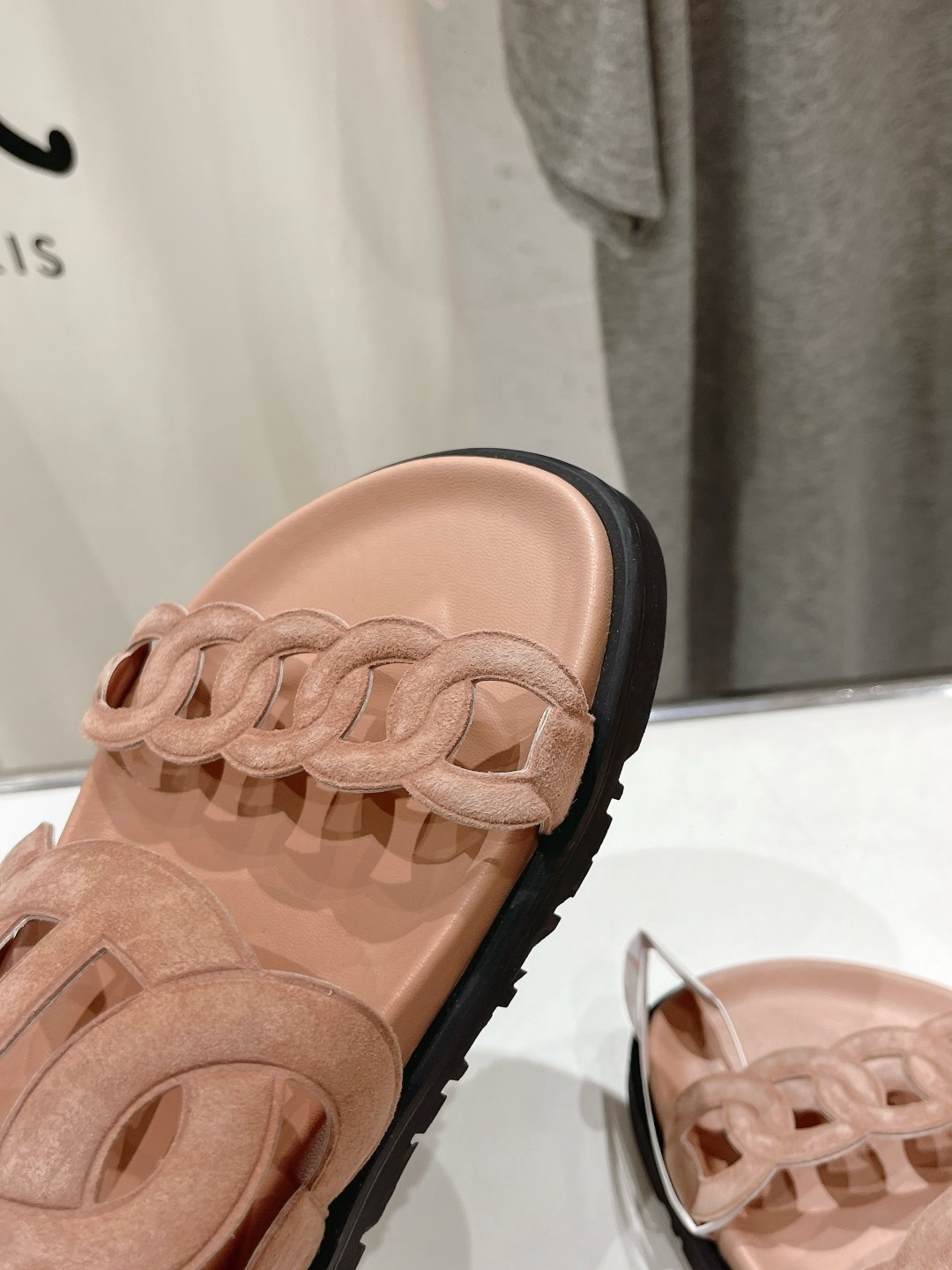 高版本出厂 男码+10 Herme*H家春夏凉拖系列经典款型➕最新配色 一直都很火爆的二舅拖鞋,随意各种