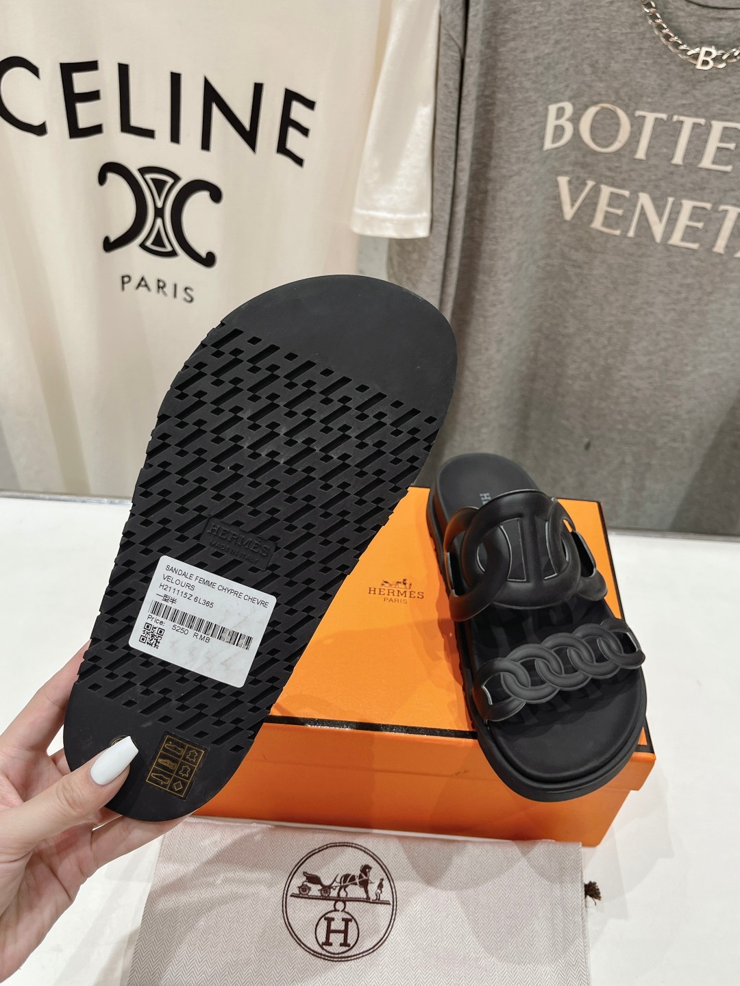 高版本出厂 男码+10 Herme*H家春夏凉拖系列经典款型➕最新配色 一直都很火爆的二舅拖鞋,随意各种