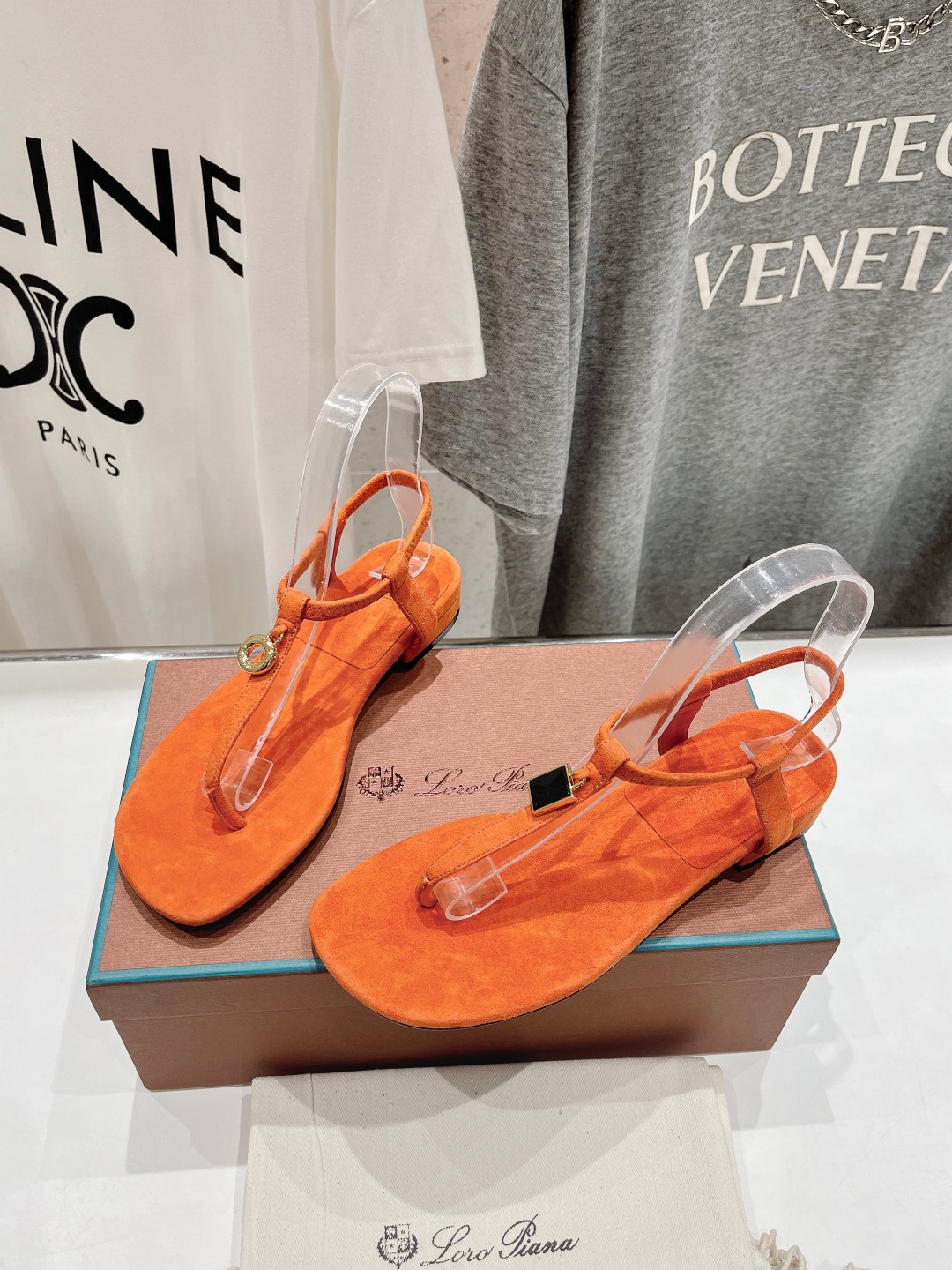 高版本出厂
Loro Piana* LP||诺悠翩雅2024ss夏季新款夹脚凉鞋
【市场顶级品质】
𝐋𝐩