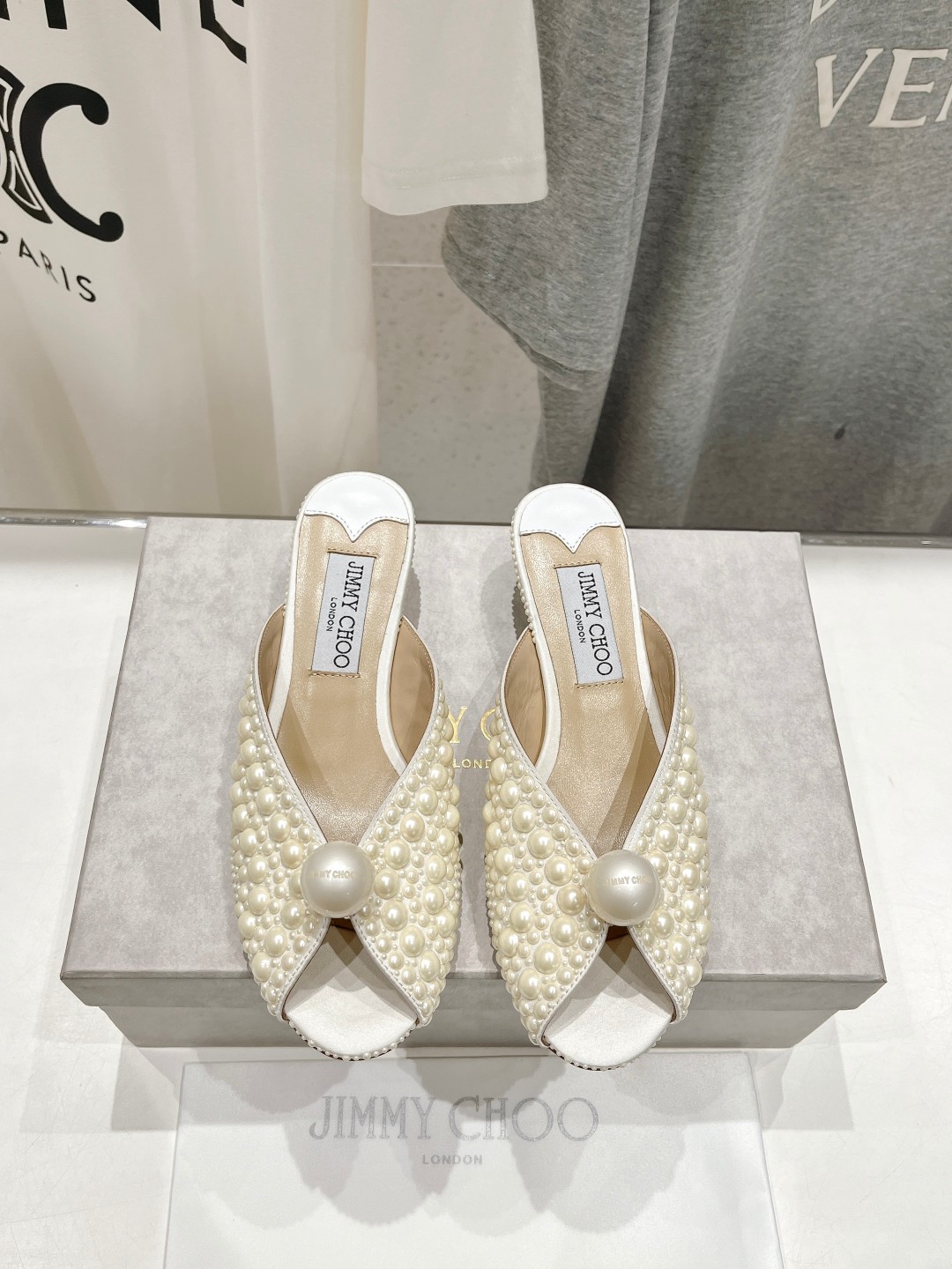 Jimmy Choo Winkel
 Schoenen Hoge Hakken Pantoffels Echt leer Schapenvacht Zomercollectie