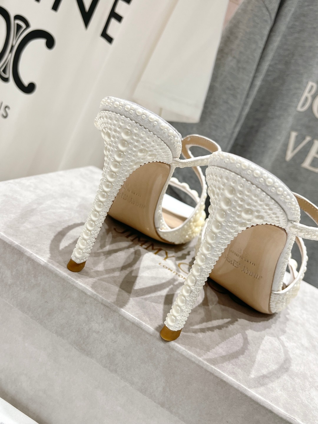 高版本出厂 JIMMY CHOO*｜JC/吉米周ss夏季新款珍珠高跟拖鞋原版套楦，完美的线条，简约大气上