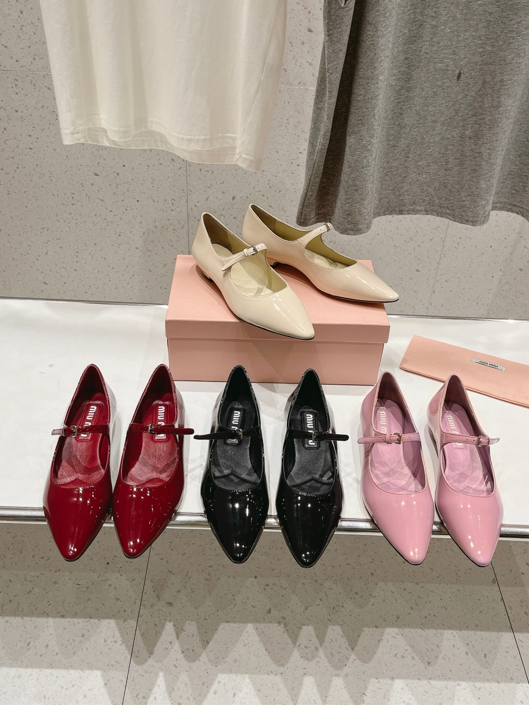 MiuMiu 7 Star
 Single Layer Shoes