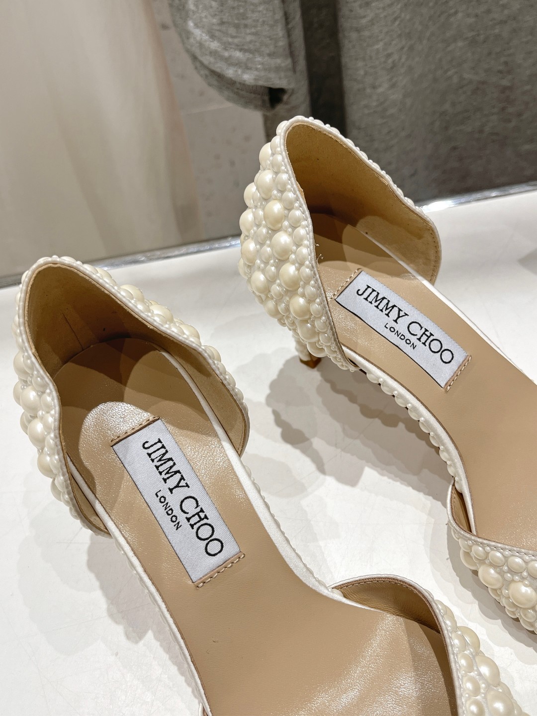 高版本出厂 JIMMY CHOO*｜JC/吉米周ss夏季新款简约小猫跟尖头高跟鞋原版套楦，完美的线条，简