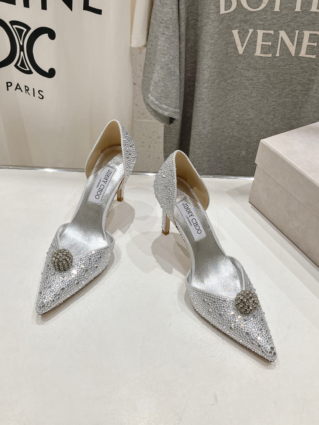 高版本出厂 JIMMY CHOO*｜JC/吉米周ss夏季新款简约小猫跟尖头烫钻高跟鞋单鞋原版套楦，完美的