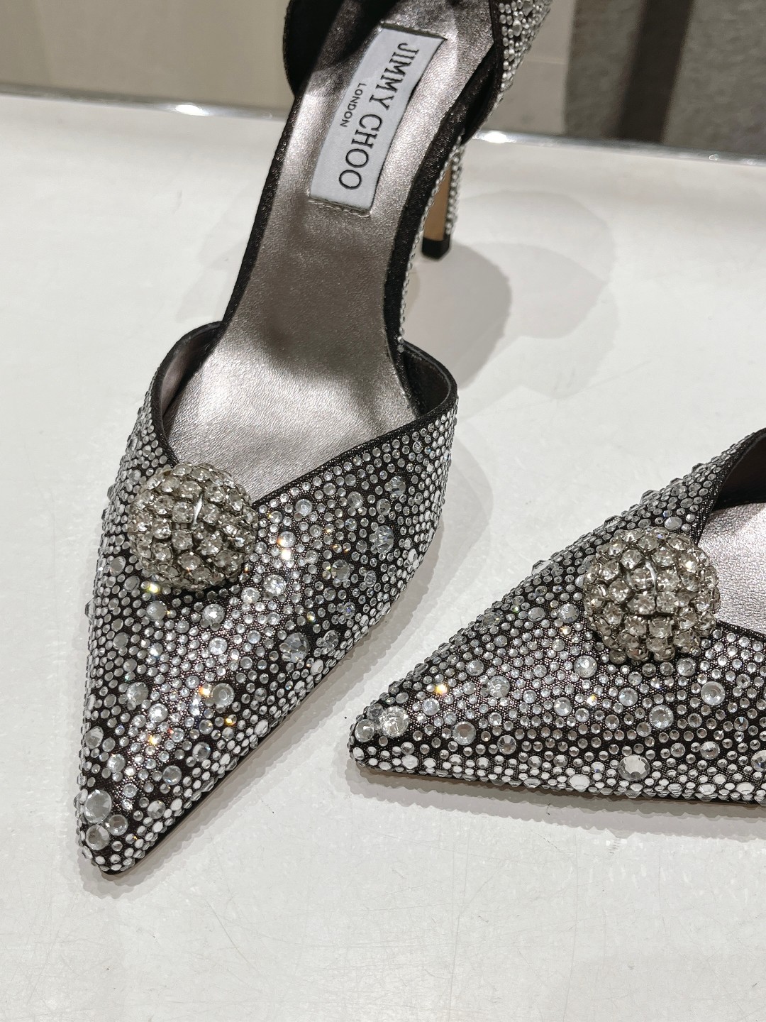 高版本出厂 JIMMY CHOO*｜JC/吉米周ss夏季新款简约小猫跟尖头烫钻高跟鞋单鞋原版套楦，完美的