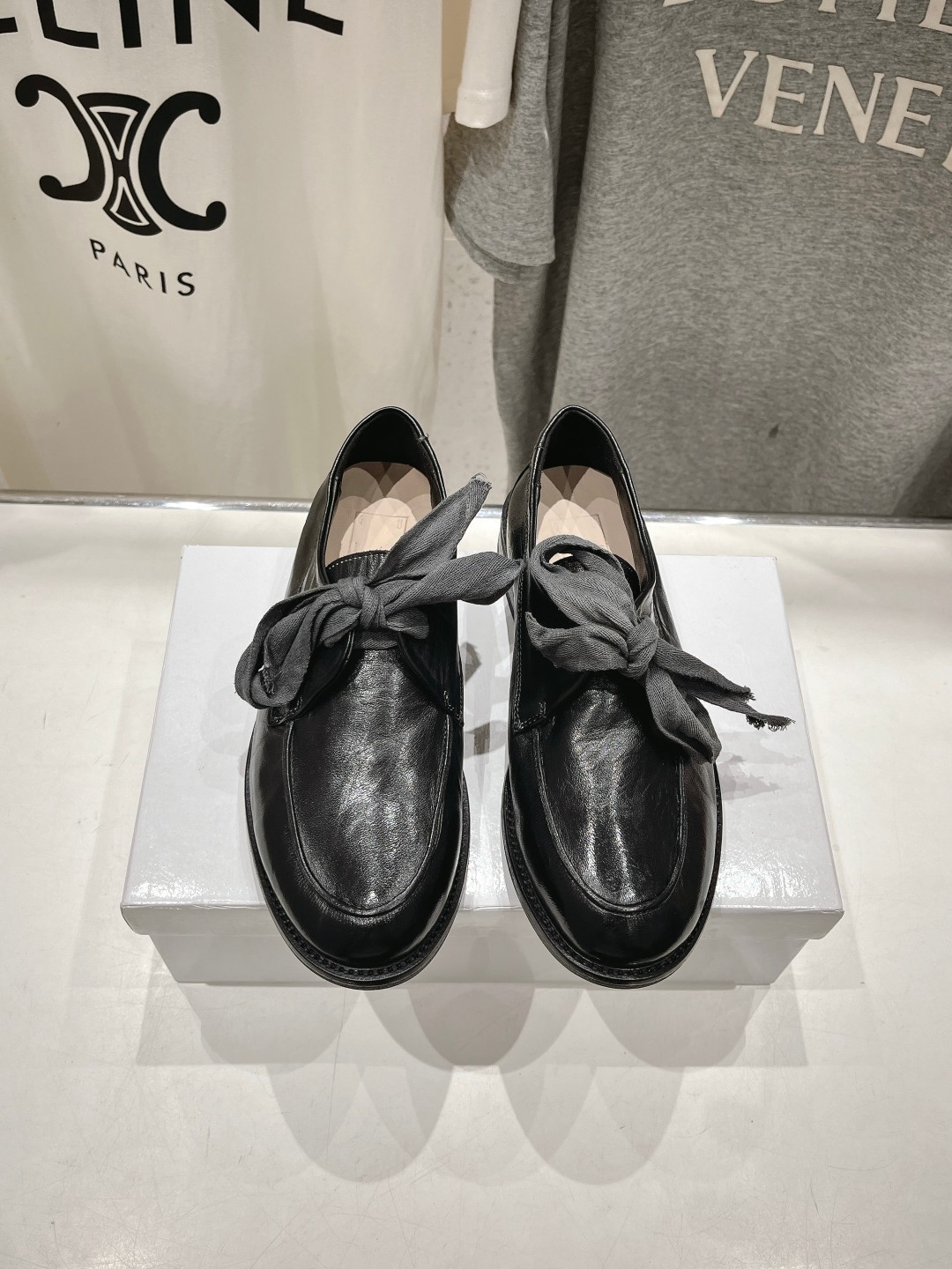 Guidi 775 High-End Handmade Shoes with Unique Features