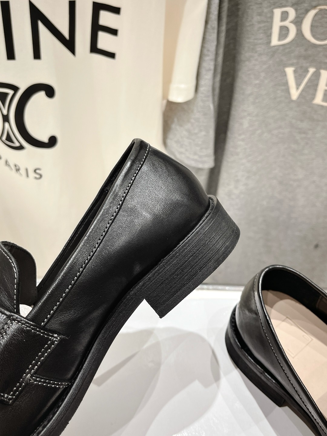 Guidi Handmade High-End Shoes: Unique Features and Natural Aging Characteristics - 图片 6