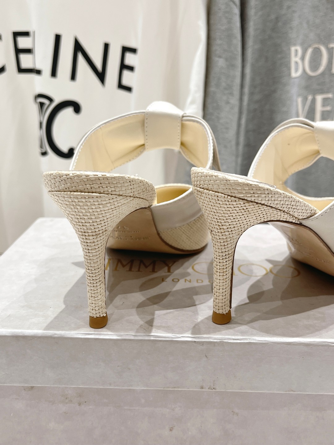 高版本出厂 JIMMY CHOO*｜JC/吉米周ss新款简约尖头小猫跟高跟鞋单鞋原版套楦，完美的线条，简