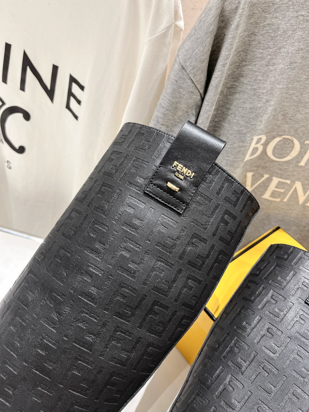 高版本出厂 FENDI芬迪F029 2025ss秋冬新款长靴直筒靴 高筒靴 芬迪又出美靴啦 头层牛皮面料