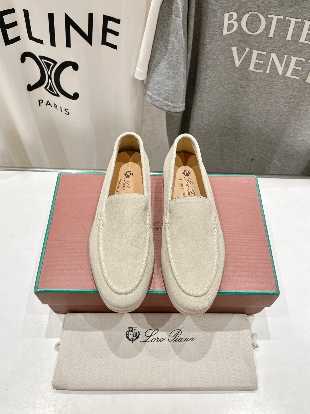 高版本出厂 女款  男款+20
  Loro Piana* LP万年经典款乐福鞋 简约时尚 脚感超级舒适