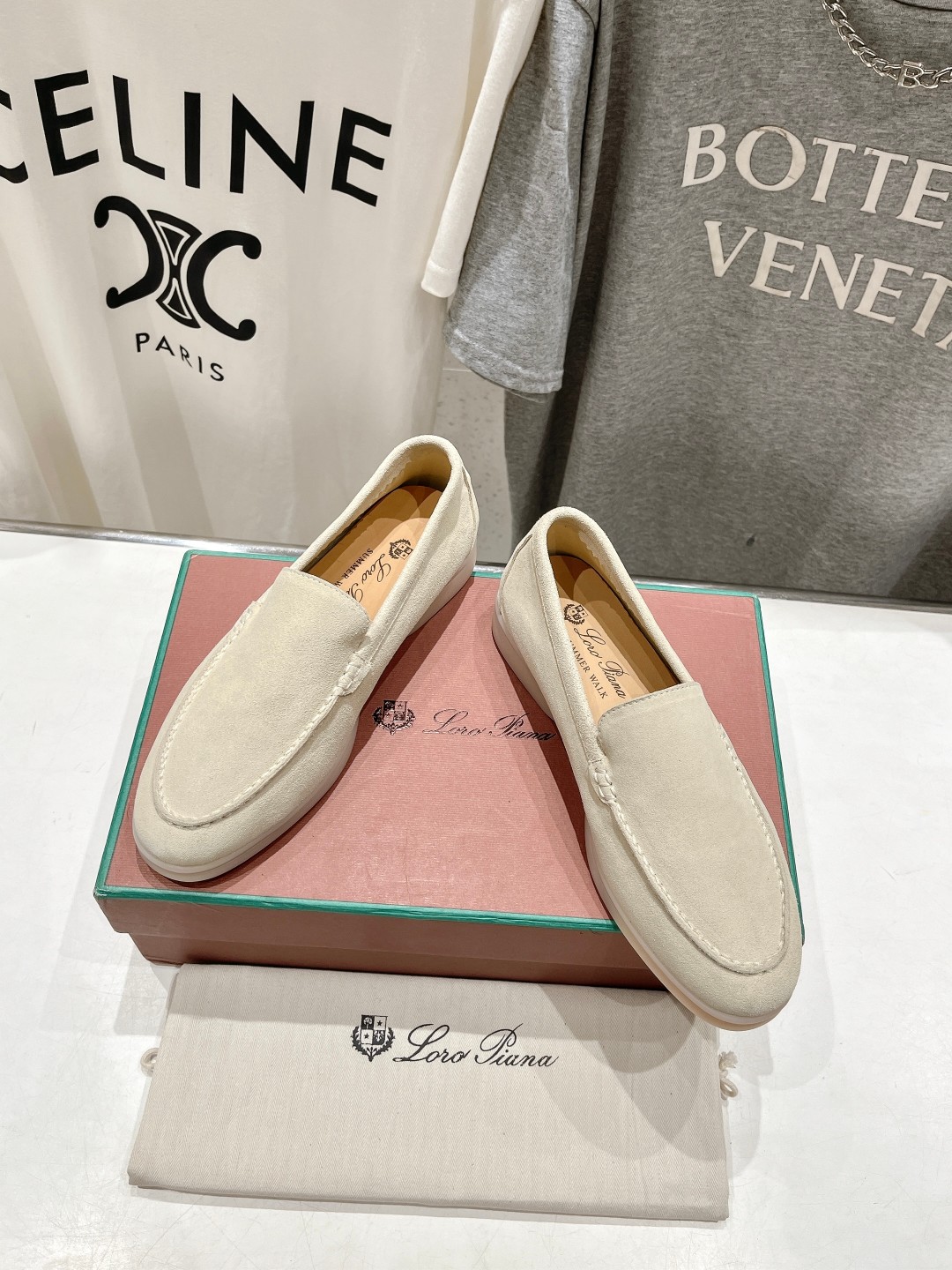 高版本出厂 女款  男款+20
  Loro Piana* LP万年经典款乐福鞋 简约时尚 脚感超级舒适