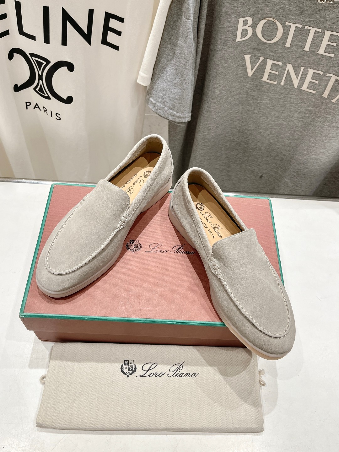 高版本出厂 女款  男款+20
  Loro Piana* LP万年经典款乐福鞋 简约时尚 脚感超级舒适