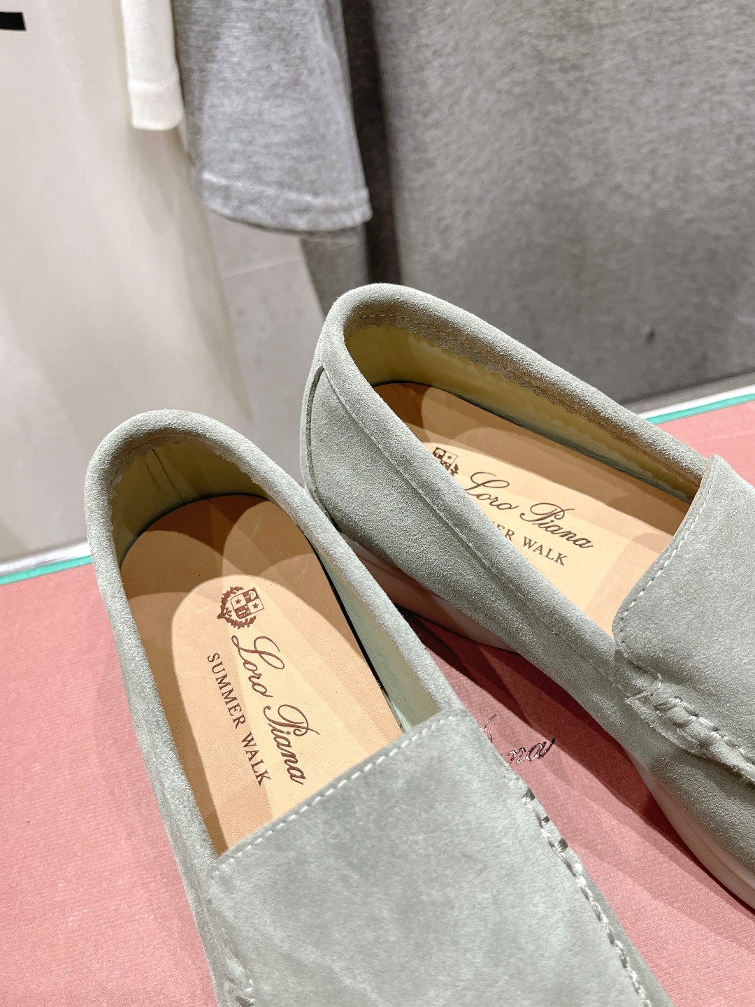 高版本出厂 女款  男款+20
  Loro Piana* LP万年经典款乐福鞋 简约时尚 脚感超级舒适