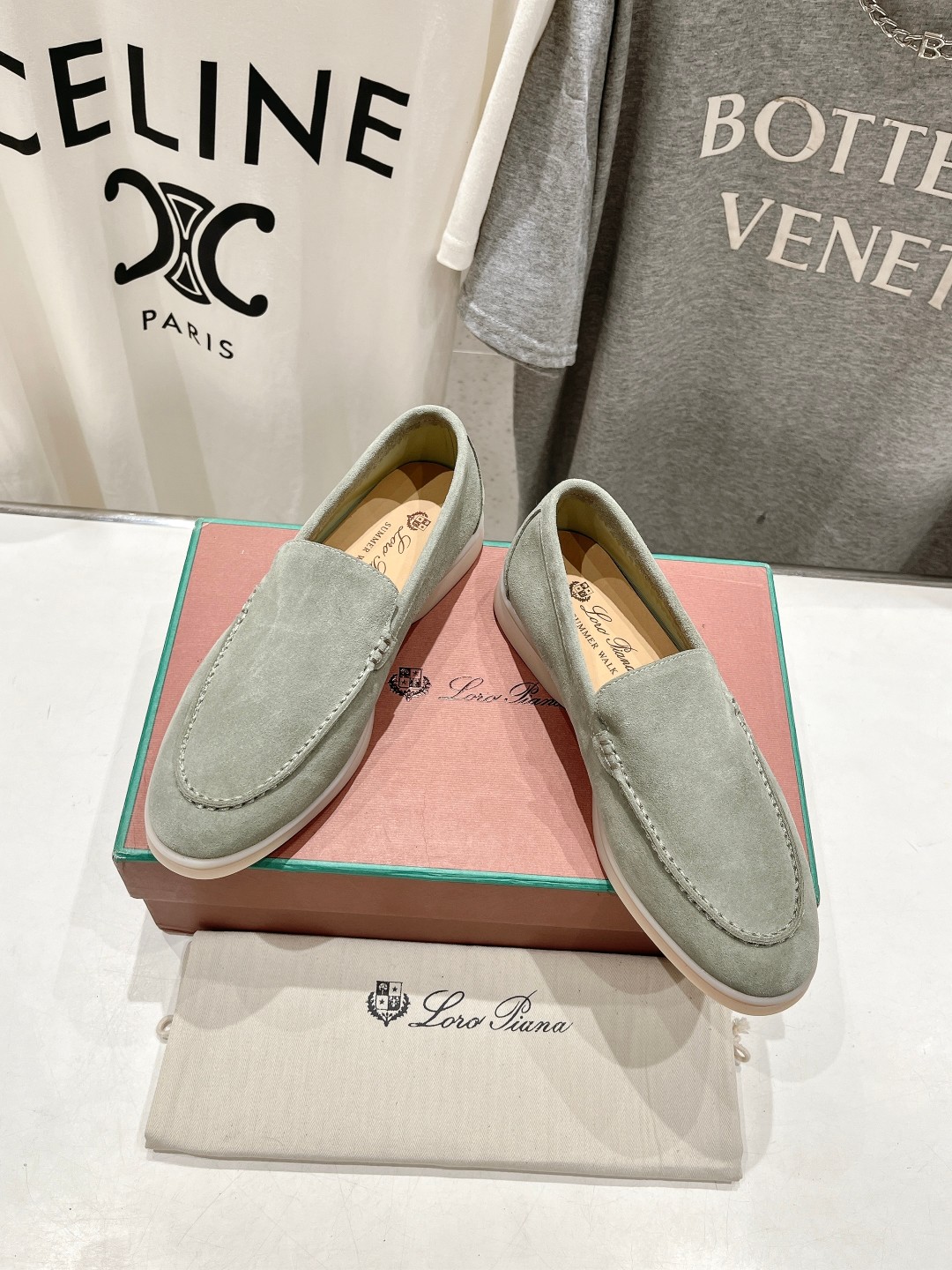 高版本出厂 女款  男款+20
  Loro Piana* LP万年经典款乐福鞋 简约时尚 脚感超级舒适