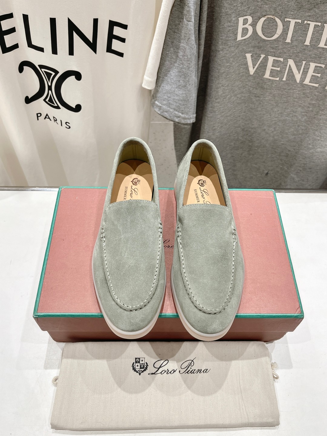 高版本出厂 女款  男款+20
  Loro Piana* LP万年经典款乐福鞋 简约时尚 脚感超级舒适