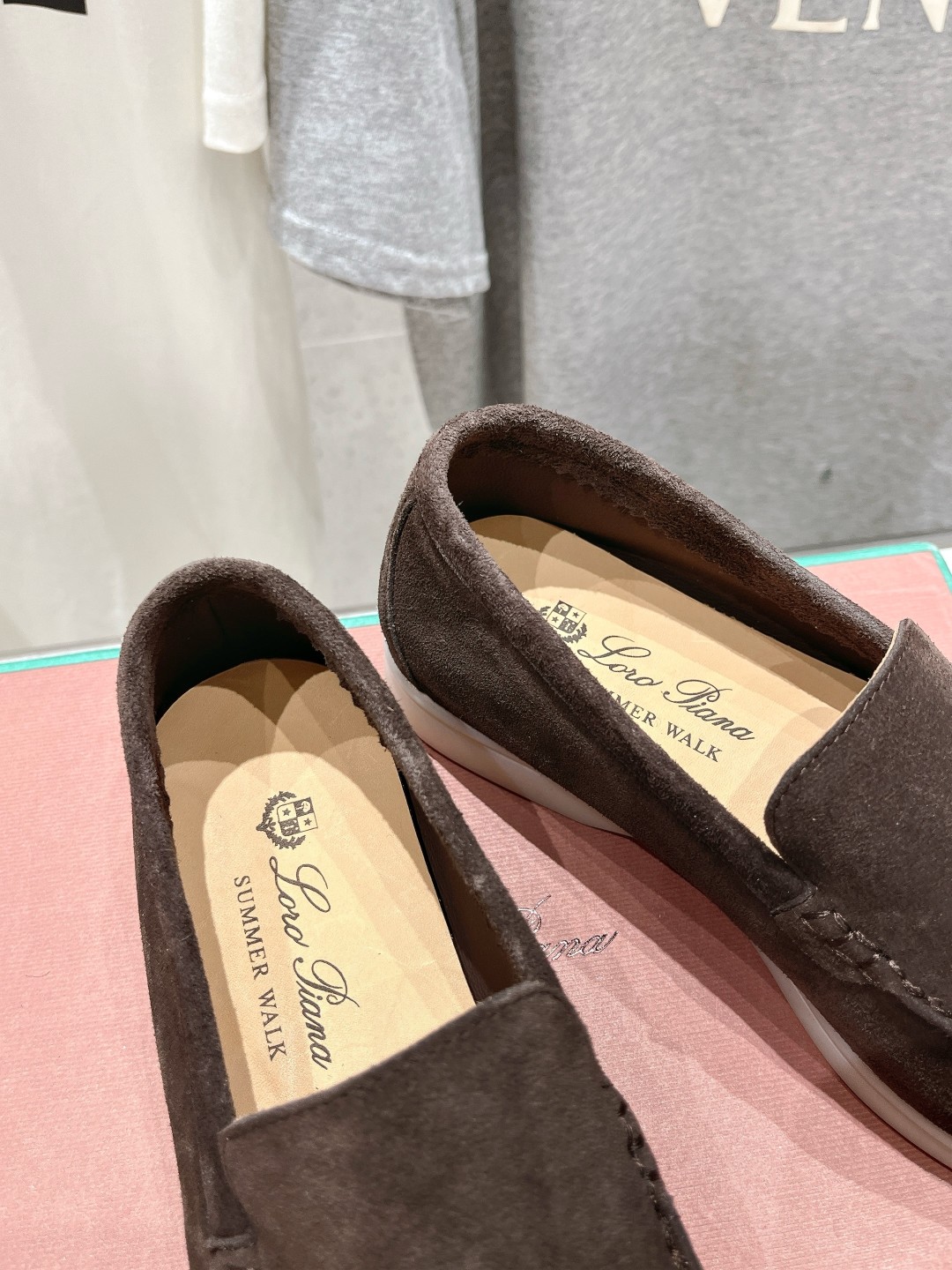 高版本出厂 女款  男款+20
  Loro Piana* LP万年经典款乐福鞋 简约时尚 脚感超级舒适