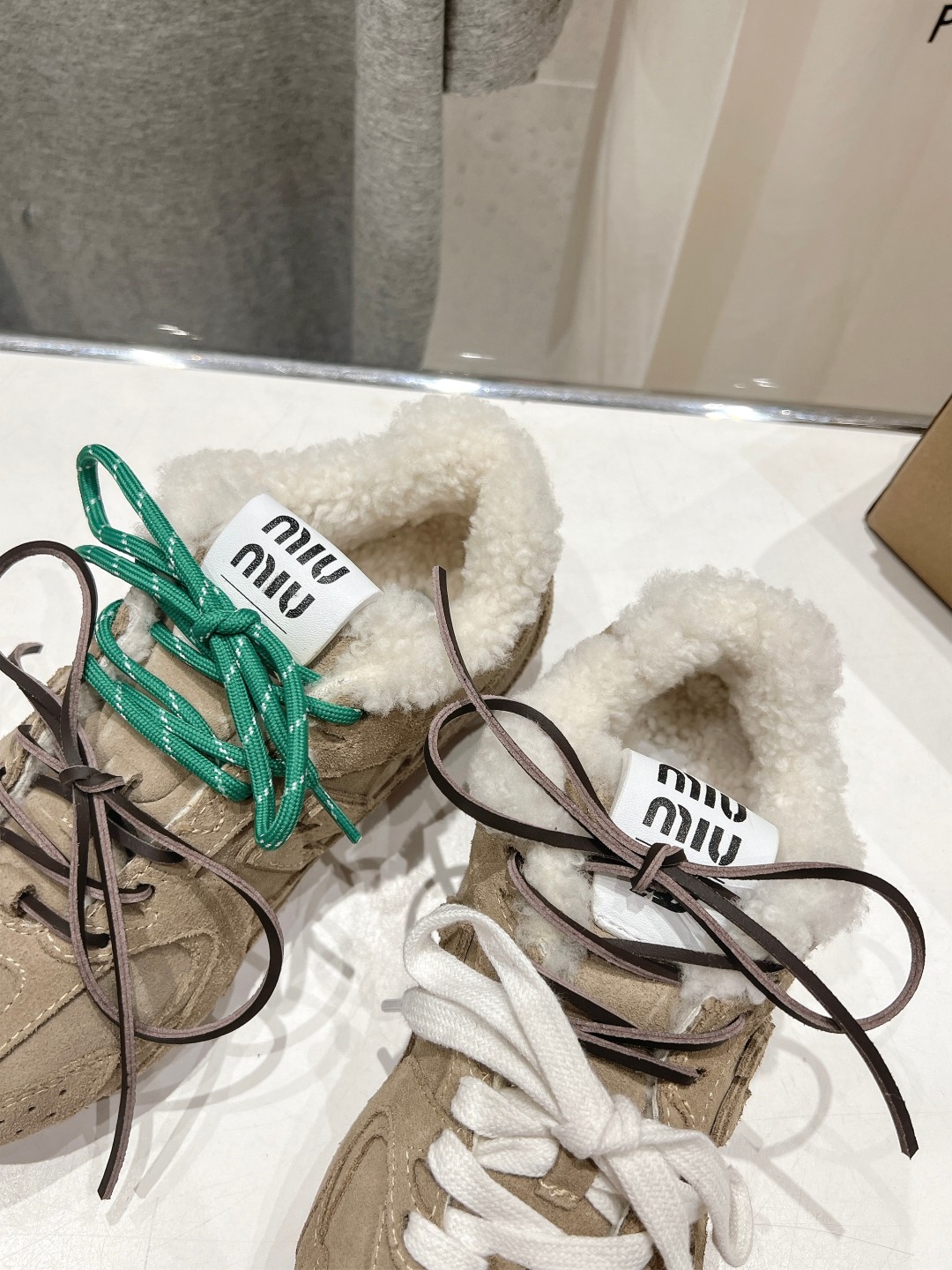 高版本出厂 毛里 miumiu 缪缪F022 Miu Miu x New Balance联名款休闲运动鞋