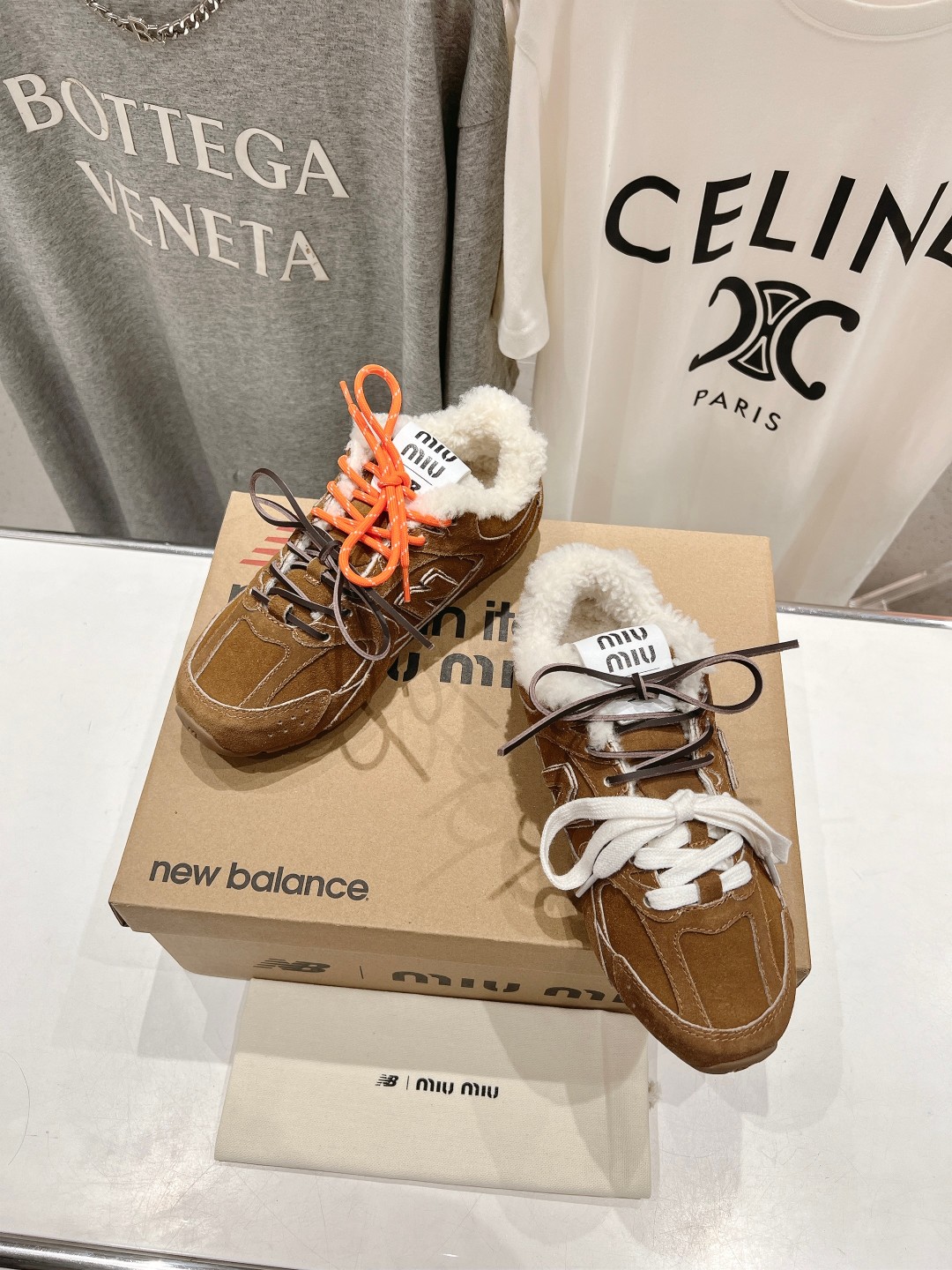 高版本出厂 毛里 miumiu 缪缪F022 Miu Miu x New Balance联名款休闲运动鞋