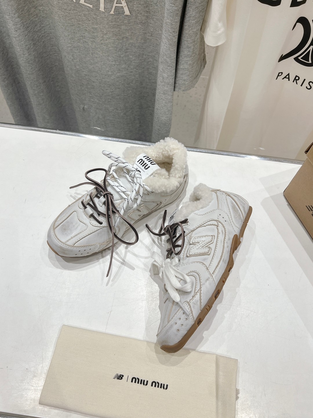 高版本出厂 毛里 miumiu 缪缪F022 Miu Miu x New Balance联名款休闲运动鞋
