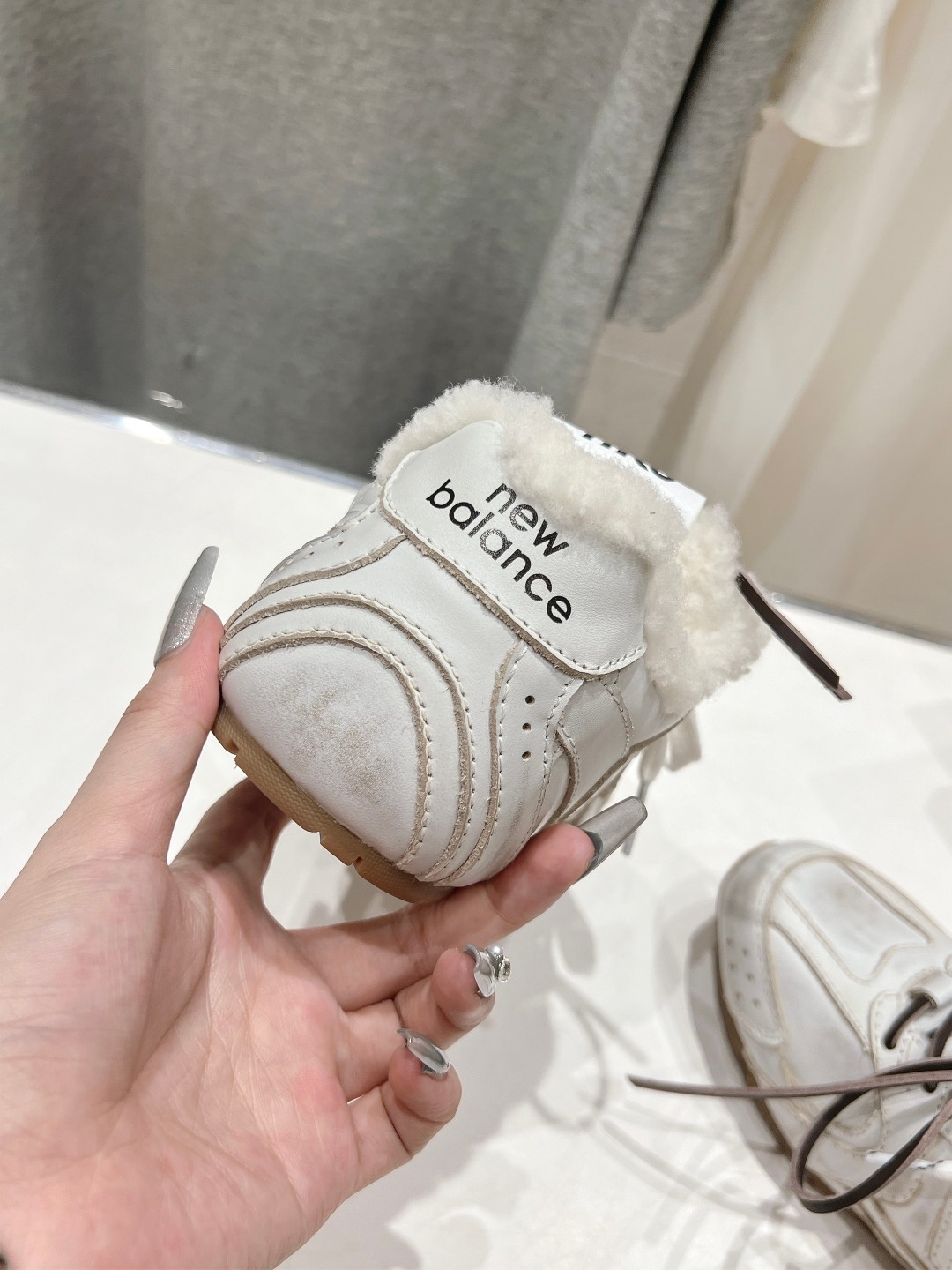 高版本出厂 毛里 miumiu 缪缪F022 Miu Miu x New Balance联名款休闲运动鞋