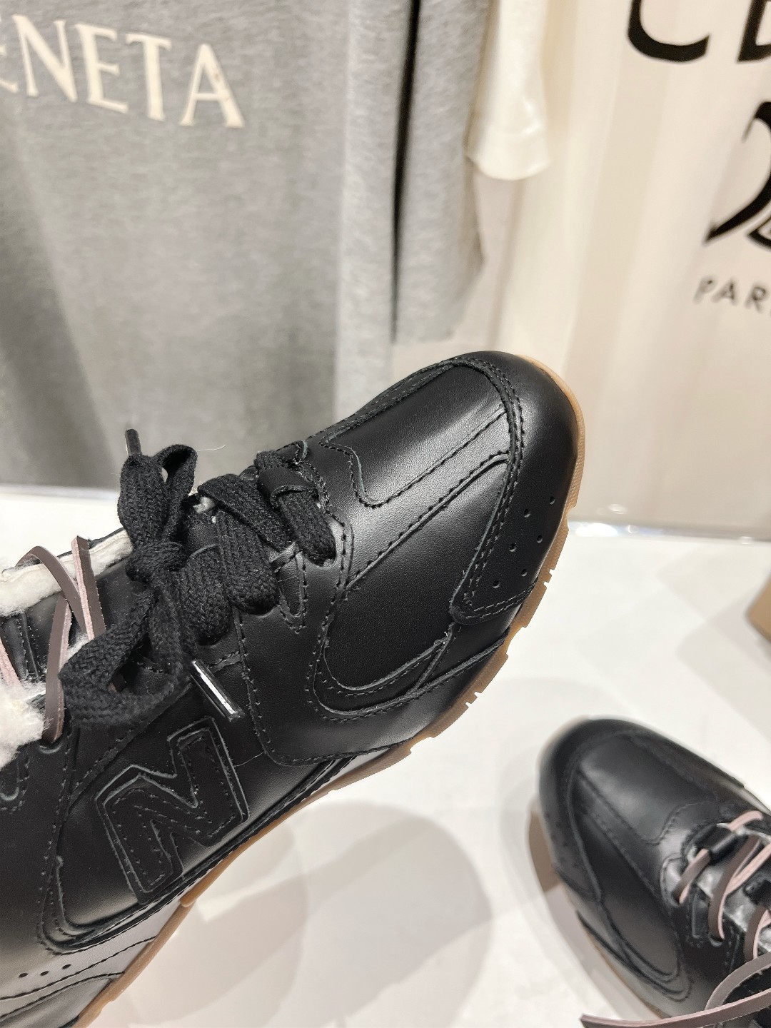 高版本出厂 毛里 miumiu 缪缪F022 Miu Miu x New Balance联名款休闲运动鞋