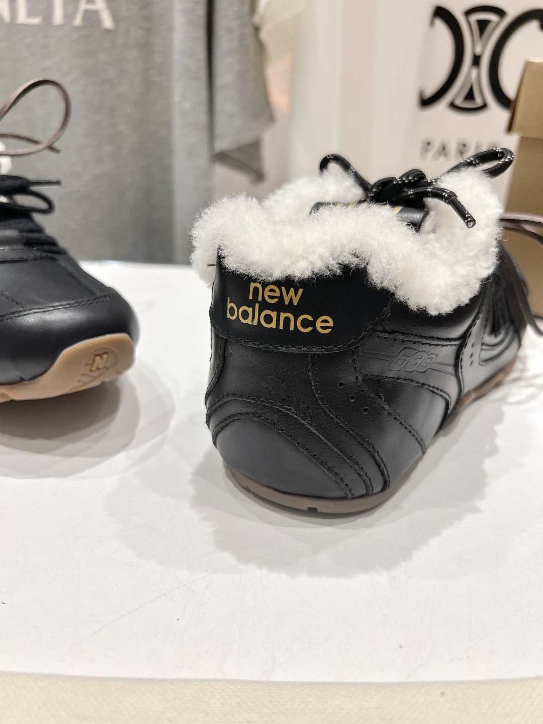 高版本出厂 毛里 miumiu 缪缪F022 Miu Miu x New Balance联名款休闲运动鞋