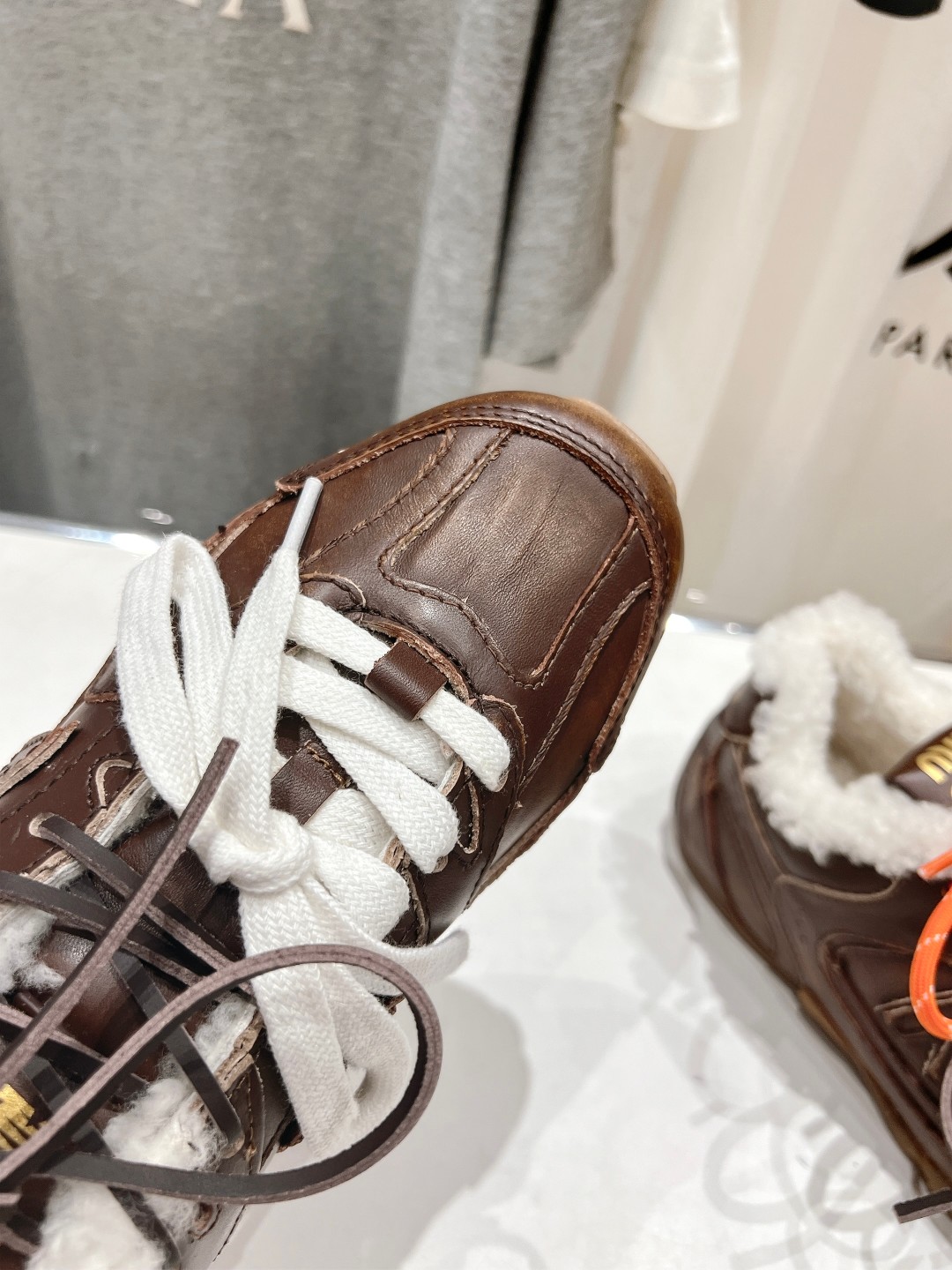 高版本出厂 毛里 miumiu 缪缪F022 Miu Miu x New Balance联名款休闲运动鞋