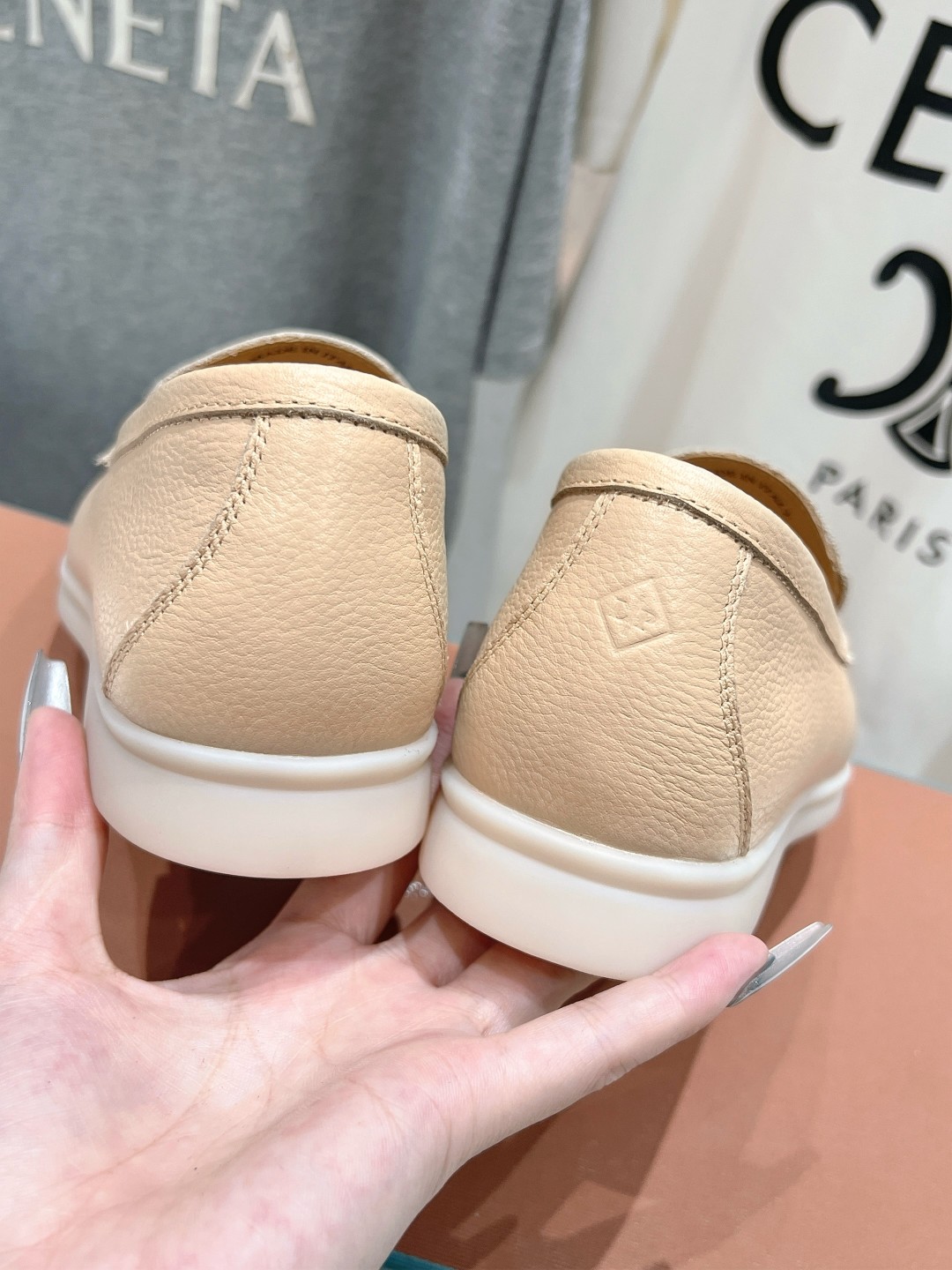 高版本出厂 女款  男款+20
  Loro Piana* LP万年经典款乐福鞋 简约时尚 脚感超级舒适
