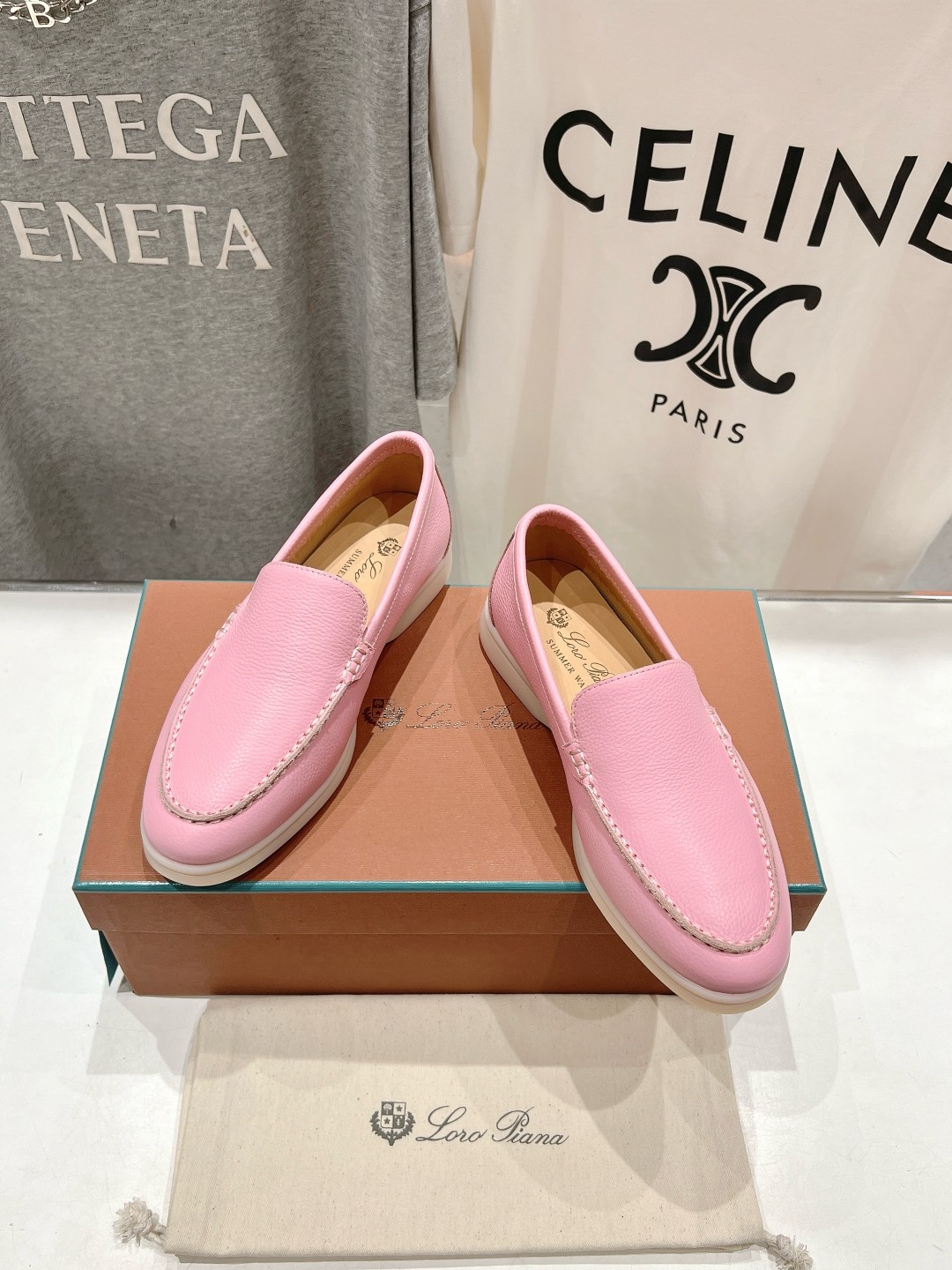 高版本出厂 女款  男款+20
  Loro Piana* LP万年经典款乐福鞋 简约时尚 脚感超级舒适