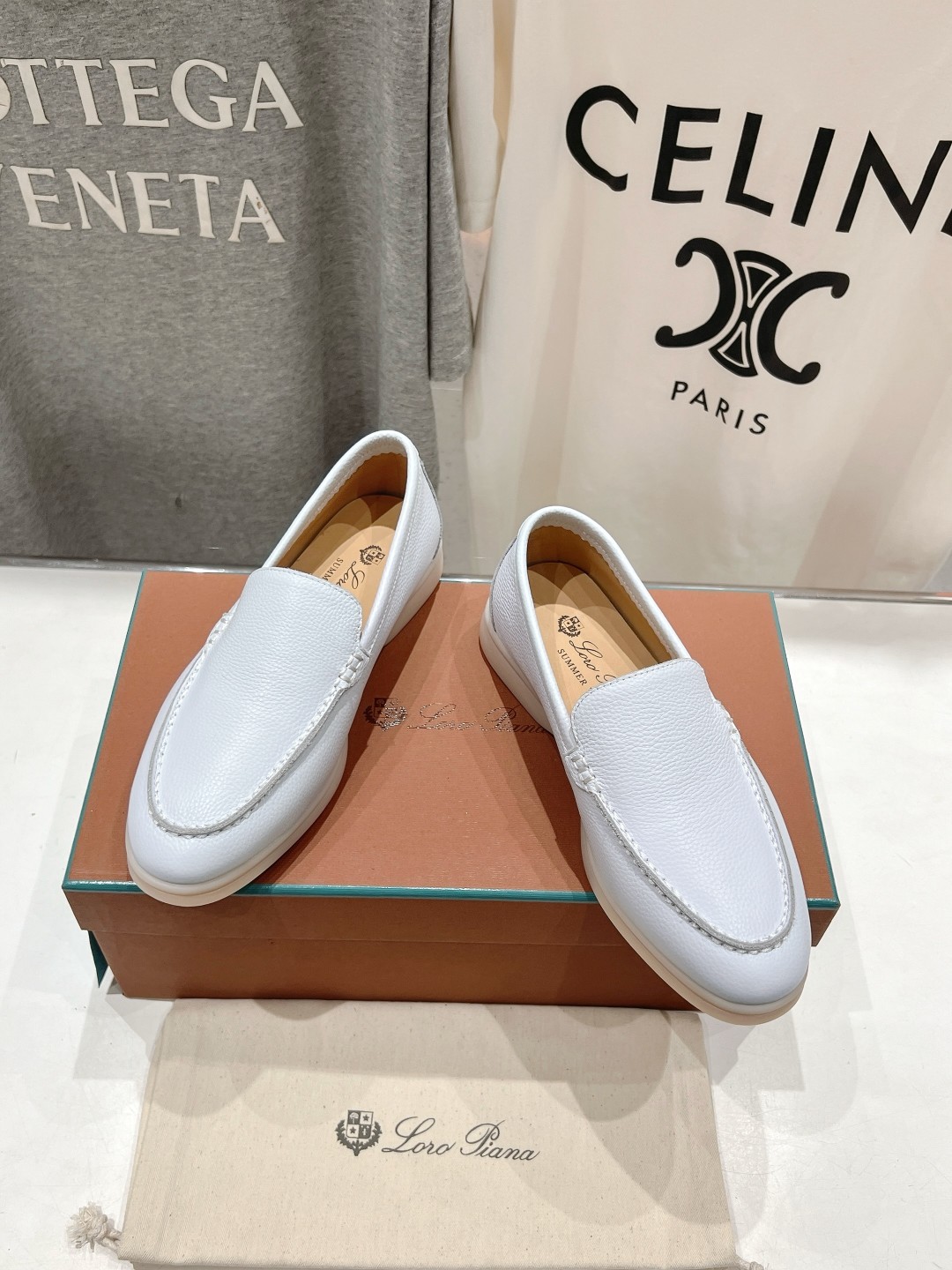 高版本出厂 女款  男款+20
  Loro Piana* LP万年经典款乐福鞋 简约时尚 脚感超级舒适