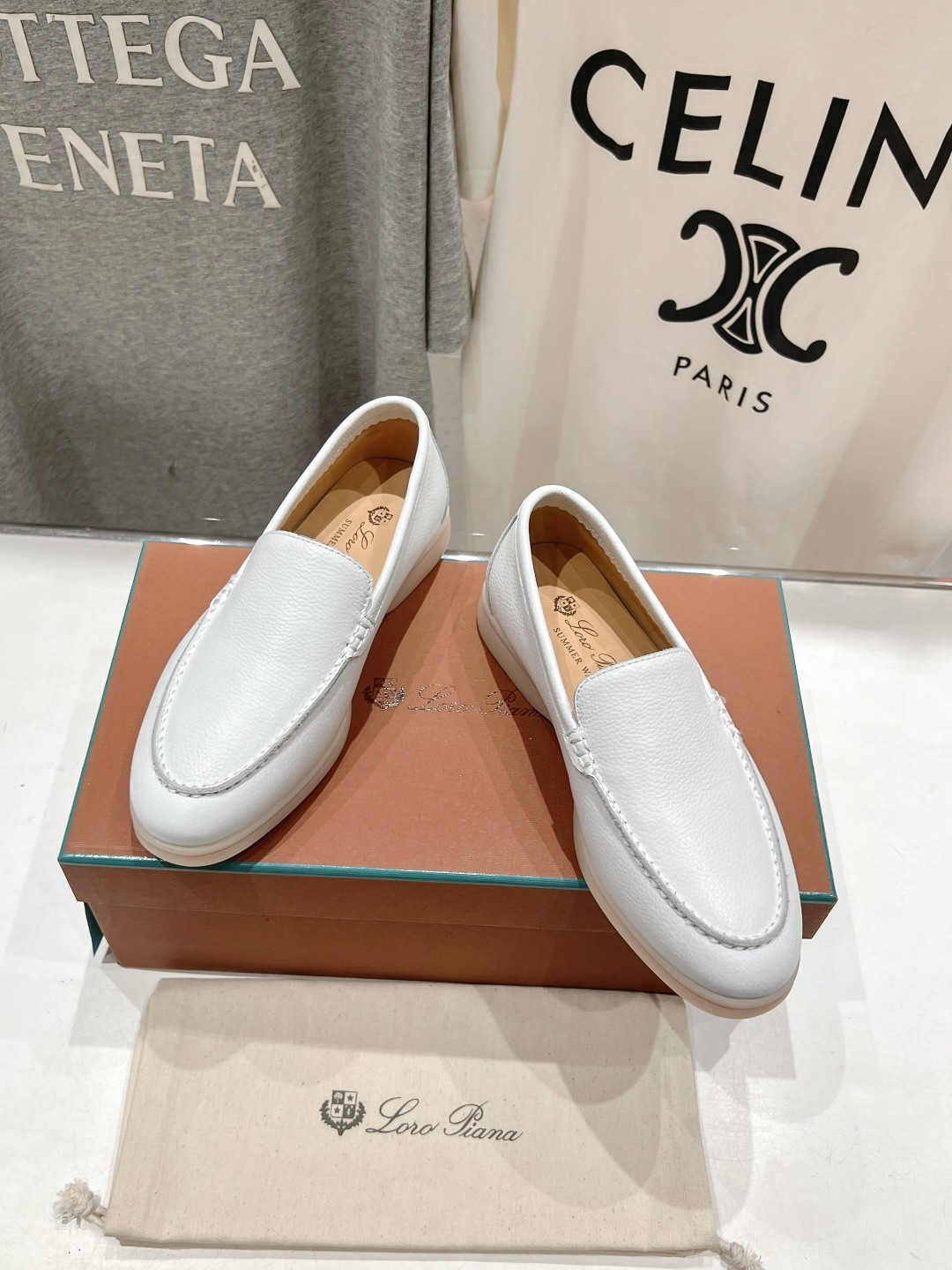 高版本出厂 女款  男款+20
  Loro Piana* LP万年经典款乐福鞋 简约时尚 脚感超级舒适