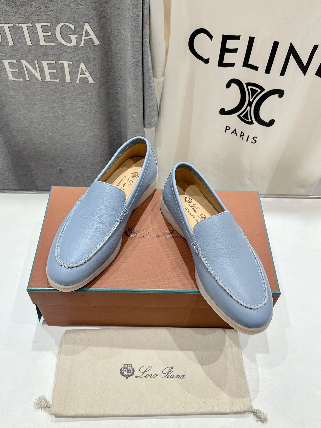 高版本出厂 女款  男款+20
  Loro Piana* LP万年经典款乐福鞋 简约时尚 脚感超级舒适