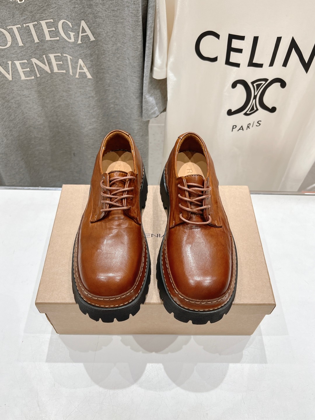 NO:209998,Washed retro shoes and throw New Year’s goods; all are high-end personalized products; early delivery early; 35/1; 36/9; 37/9; 38/9; 39/5; pay attention to the big discount at the end of the year, all are not returned or exchanged, special prices,19860909水洗复古鞋狂甩年货甩；全部是高端自留款；早下早得早得；35/1；36/9；37/9；38/9；39/5；注意年尾大甩货,全部不退换,特价款,,Children's