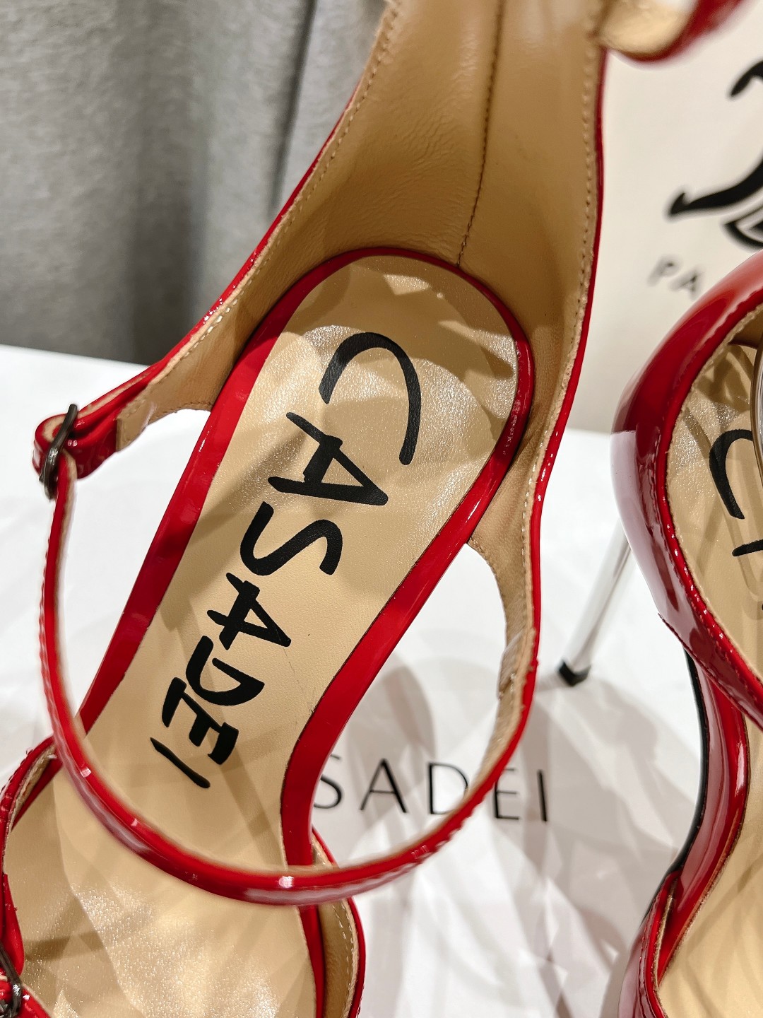 高版本出厂
  CASADEI｜2025/ss 𝐧𝐞𝐰 早春新品尖头高跟鞋凉鞋
F/W25最性感鞋子 C