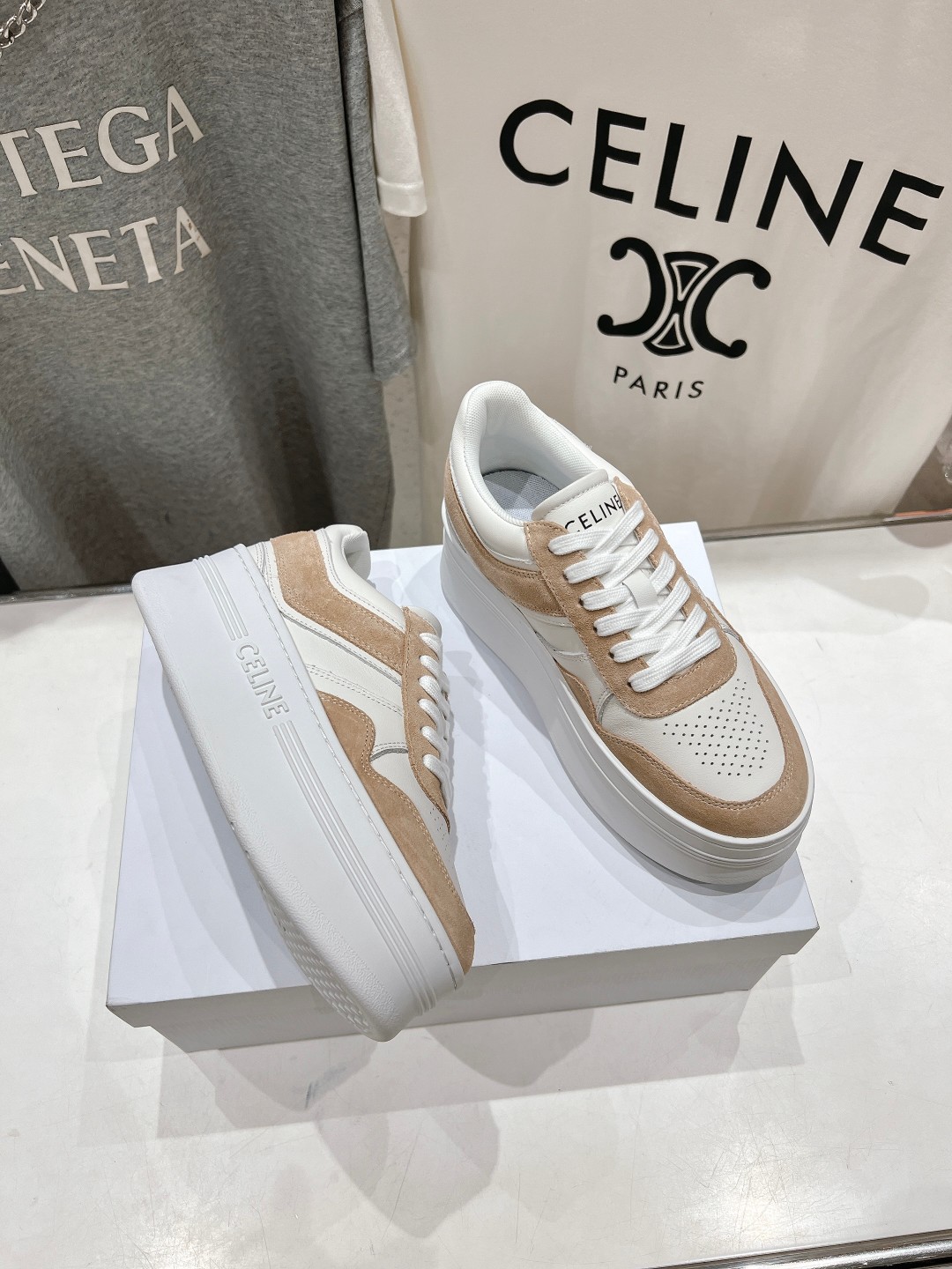 思琳 Celine 高级成衣风衣外套及大衣服饰 #83502431 4