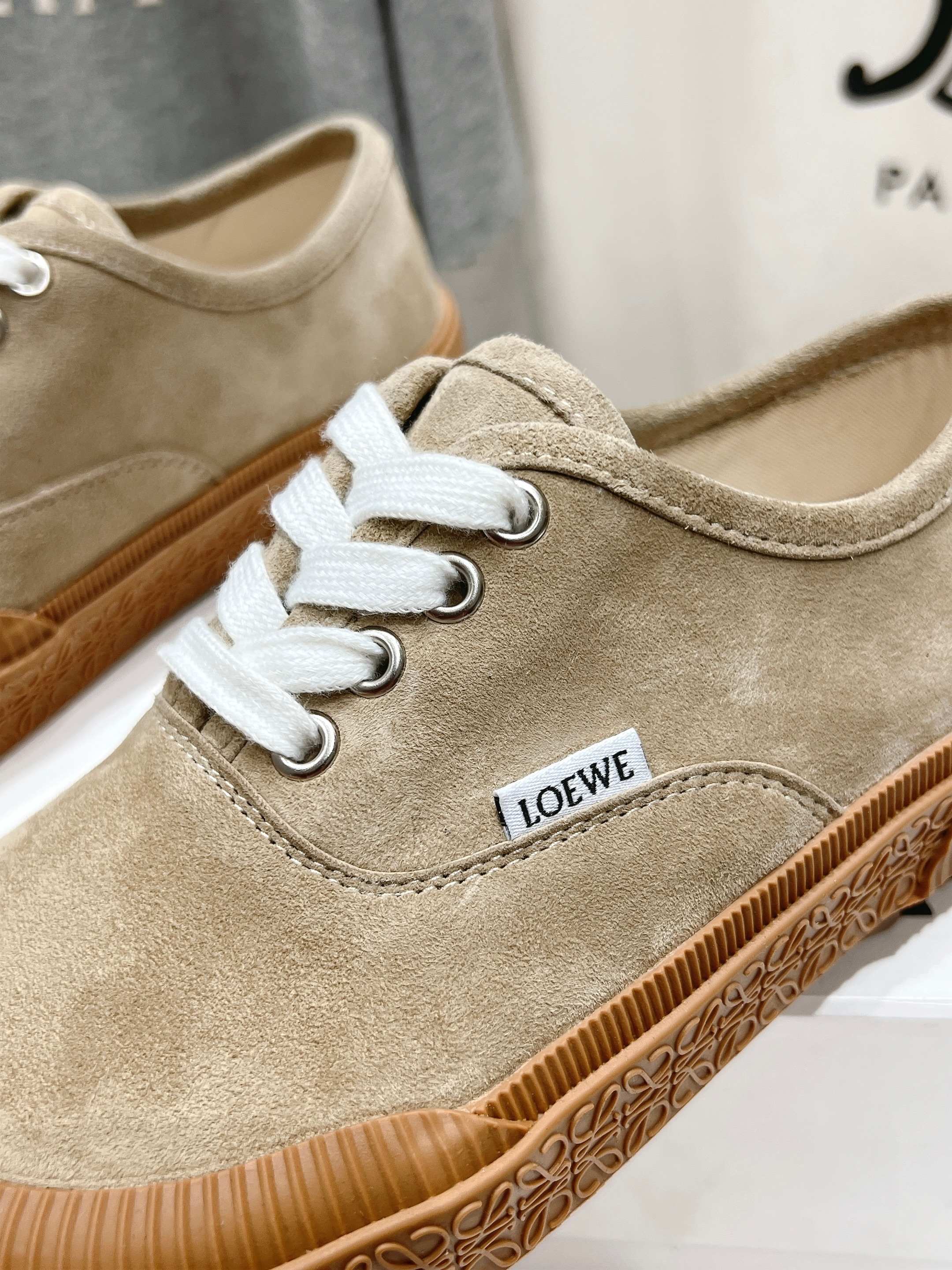 高版本出厂 LOEWE/罗意威 25ss春夏新款 Terra Vulca系带运动鞋大头鞋硫化鞋搭配硫化橡