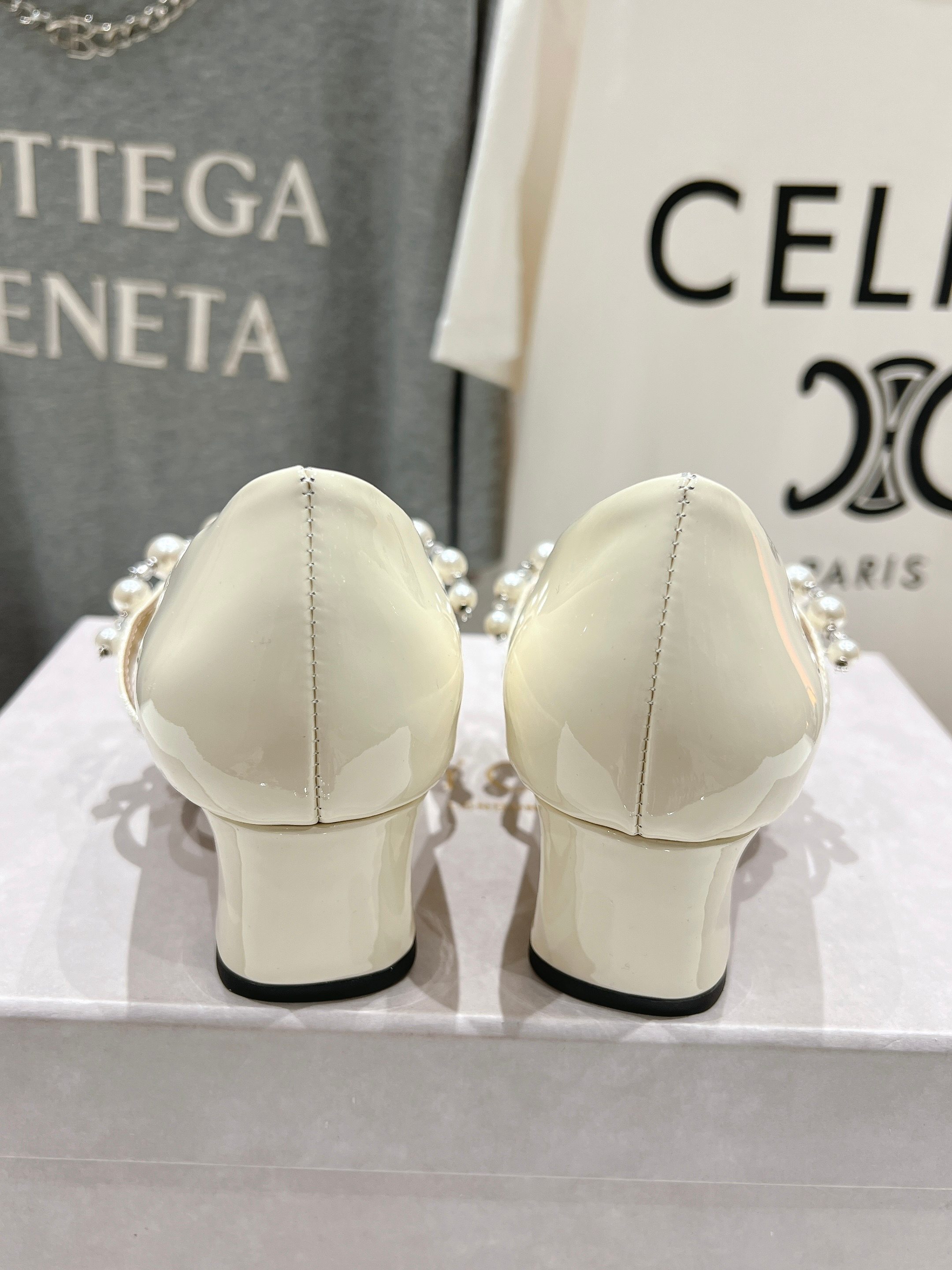 高版本出厂 JIMMY CHOO*｜JC/吉米周ss春夏新款简约小方头珍珠高跟鞋单鞋原版套楦，完美的线条