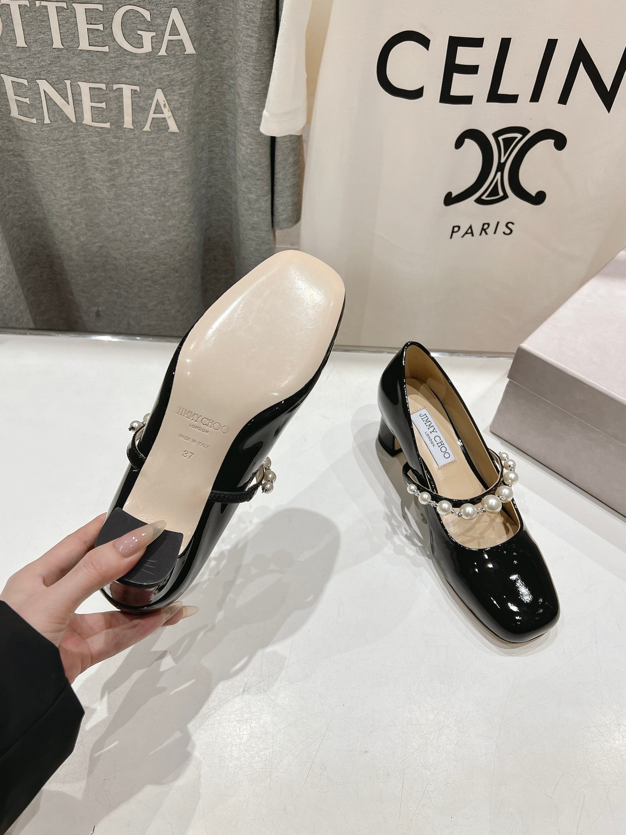 高版本出厂 JIMMY CHOO*｜JC/吉米周ss春夏新款简约小方头珍珠高跟鞋单鞋原版套楦，完美的线条