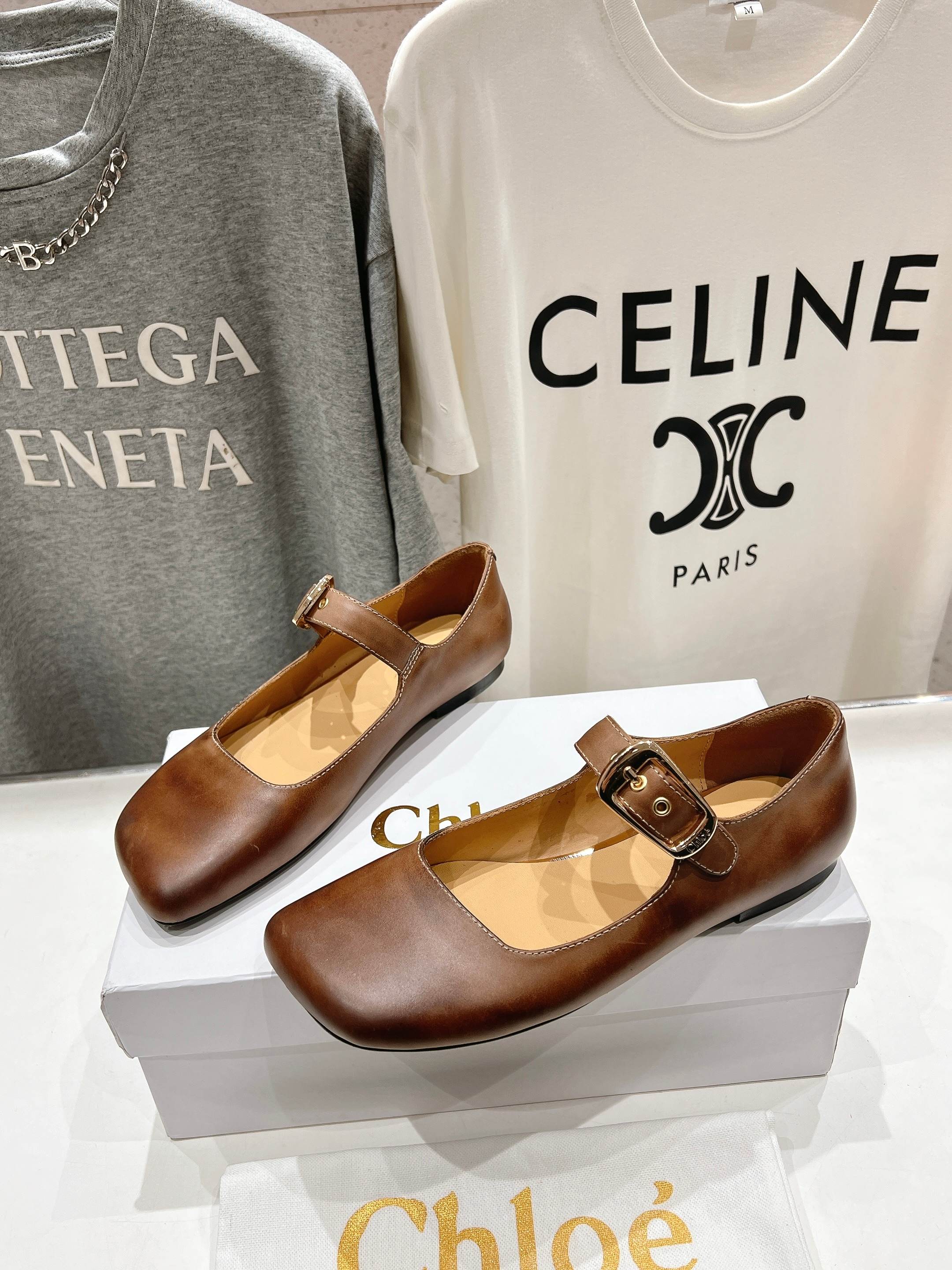 Chloe Chloe 2025s: High-End Mary Jane Flats – Fashion and Comfort Combined - 图片 2