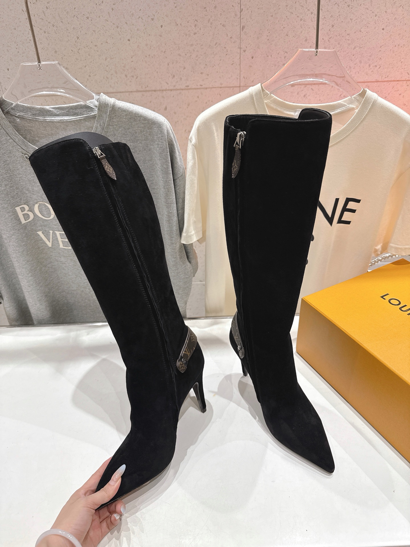 高版本出厂 LOUIS VUITTON 25ss LV驴牌秋冬新款高跟长靴楦型百搭瘦脚yyds.造型立体