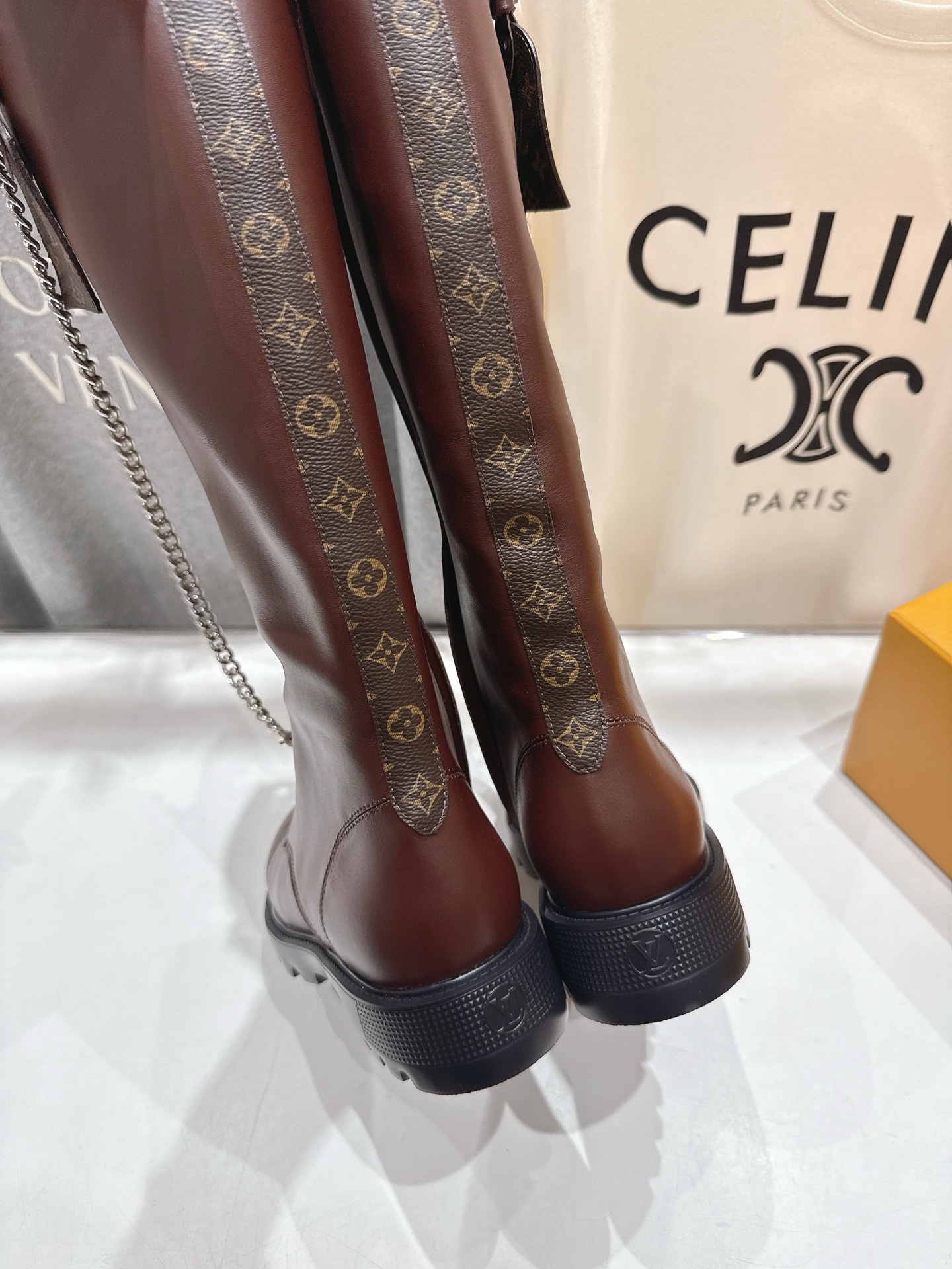 高版本出厂 LOUIS VUITTON 25ss LV驴牌新款英伦风帅气马丁靴长靴楦型百搭瘦脚yyds.