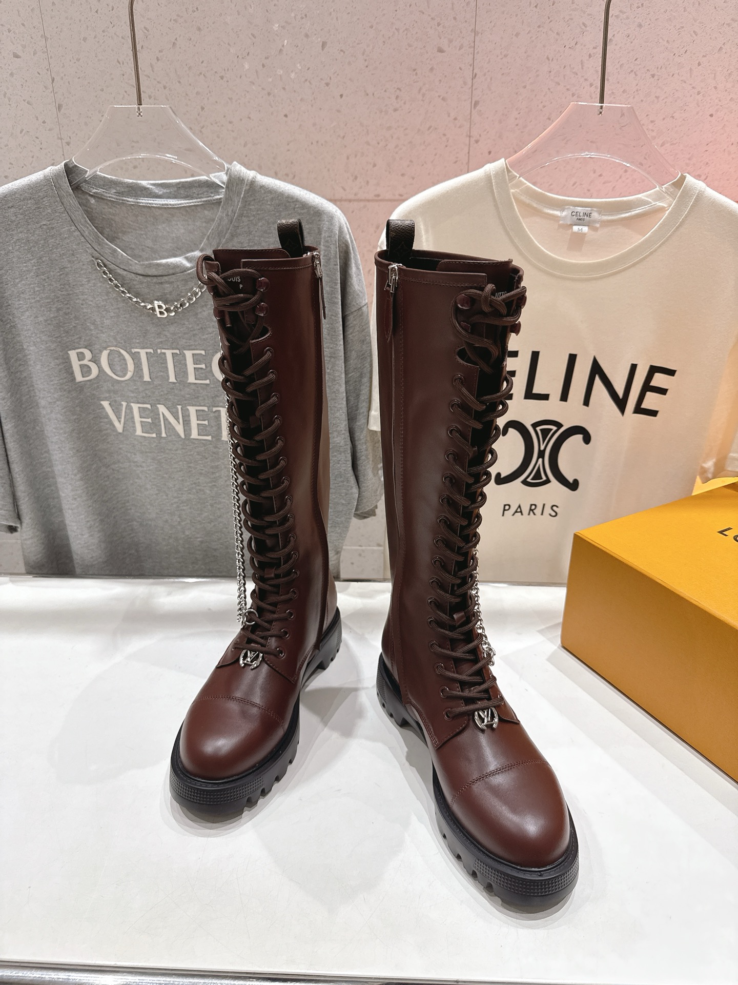 高版本出厂 LOUIS VUITTON 25ss LV驴牌新款英伦风帅气马丁靴长靴楦型百搭瘦脚yyds.