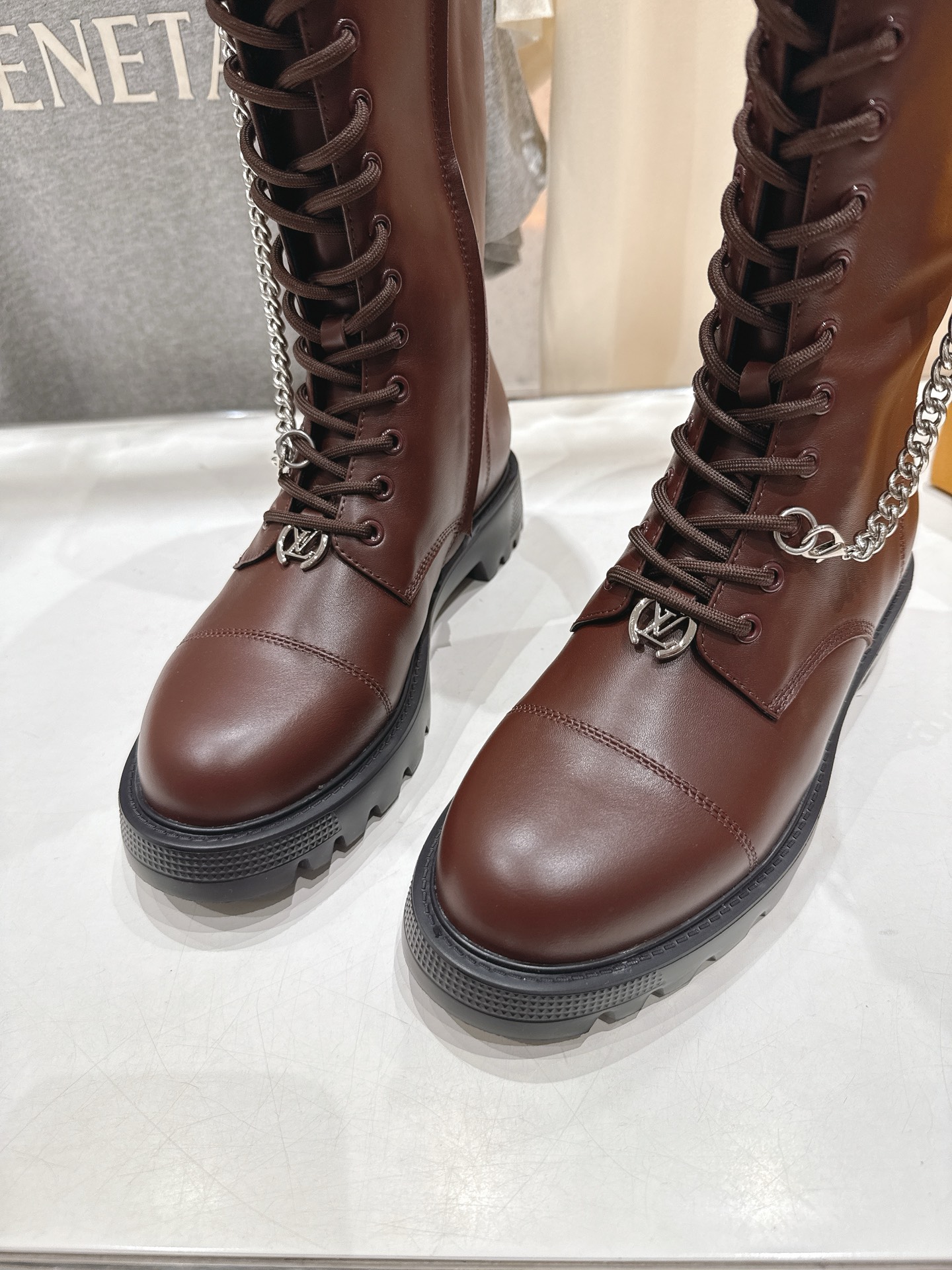 高版本出厂 LOUIS VUITTON 25ss LV驴牌新款英伦风帅气马丁靴长靴楦型百搭瘦脚yyds.