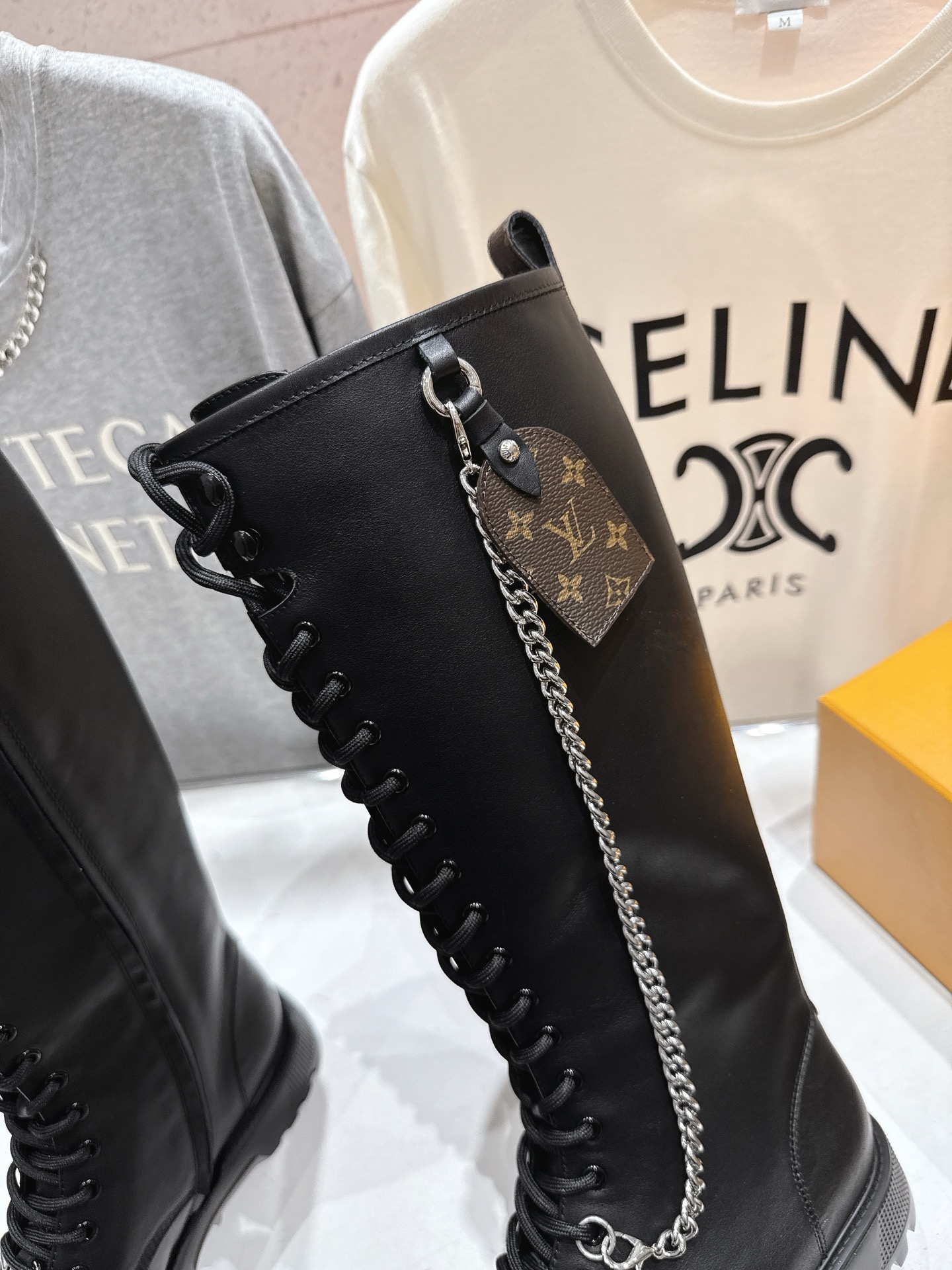 高版本出厂 LOUIS VUITTON 25ss LV驴牌新款英伦风帅气马丁靴长靴楦型百搭瘦脚yyds.